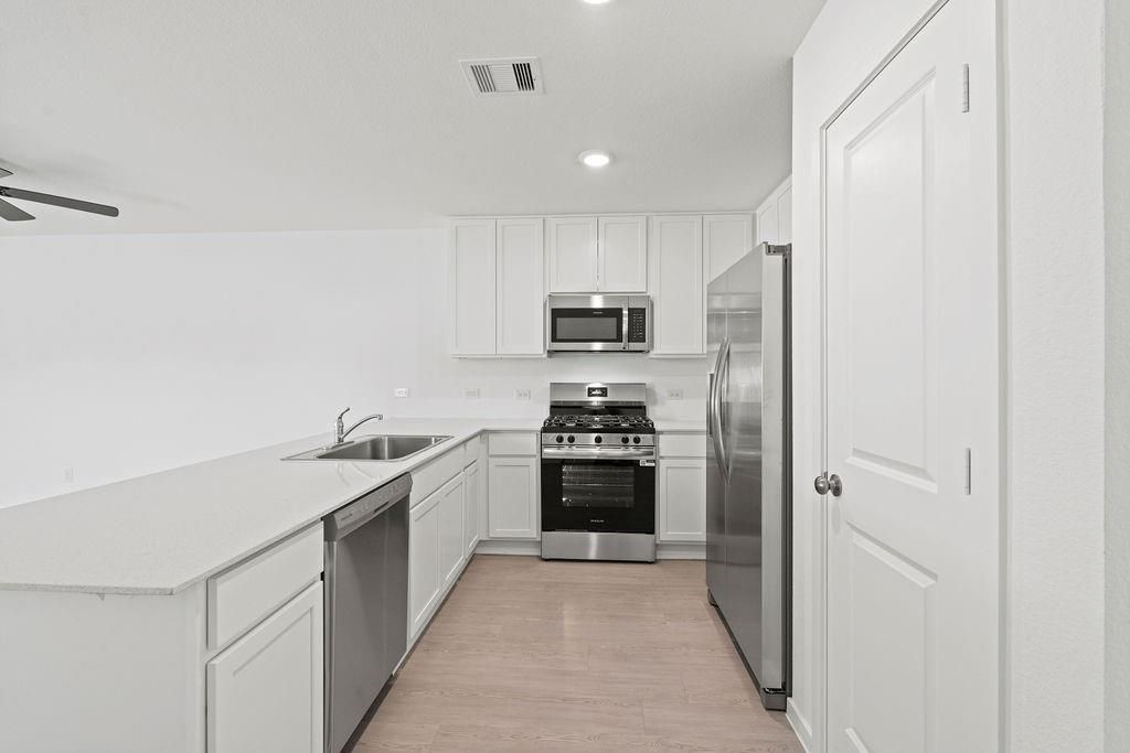 1627 Winwood Drive Property Photo 9