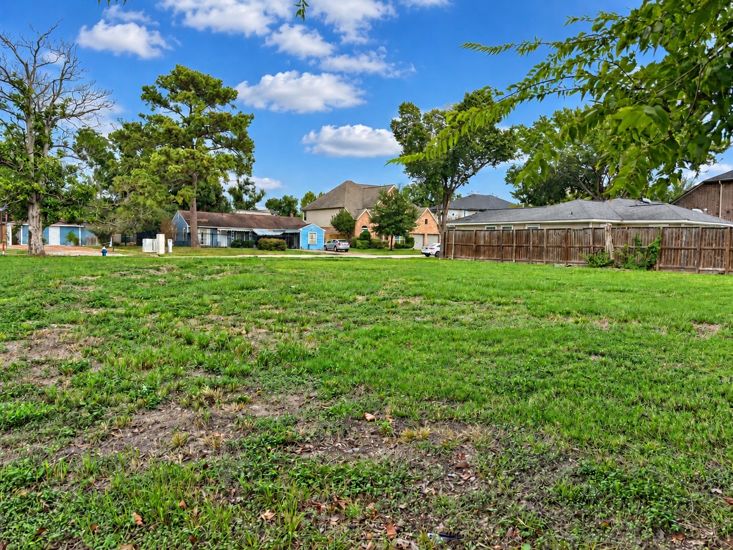 6629 Schiller Street Property Photo 5