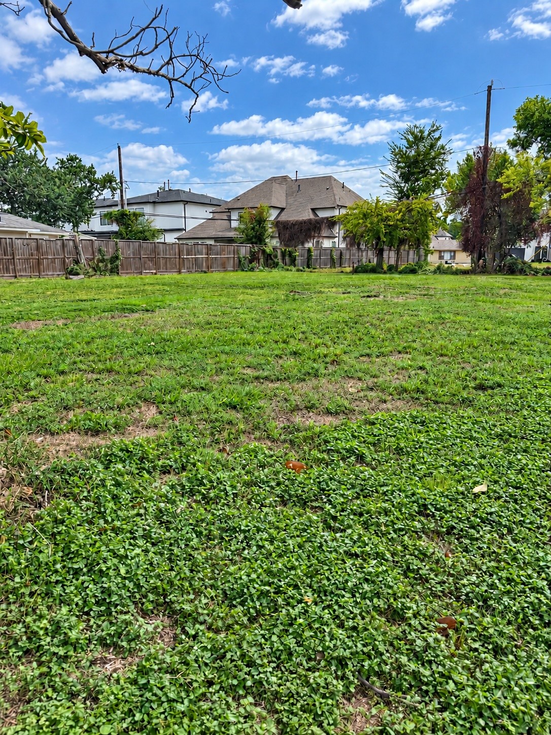6629 Schiller Street Property Photo 7