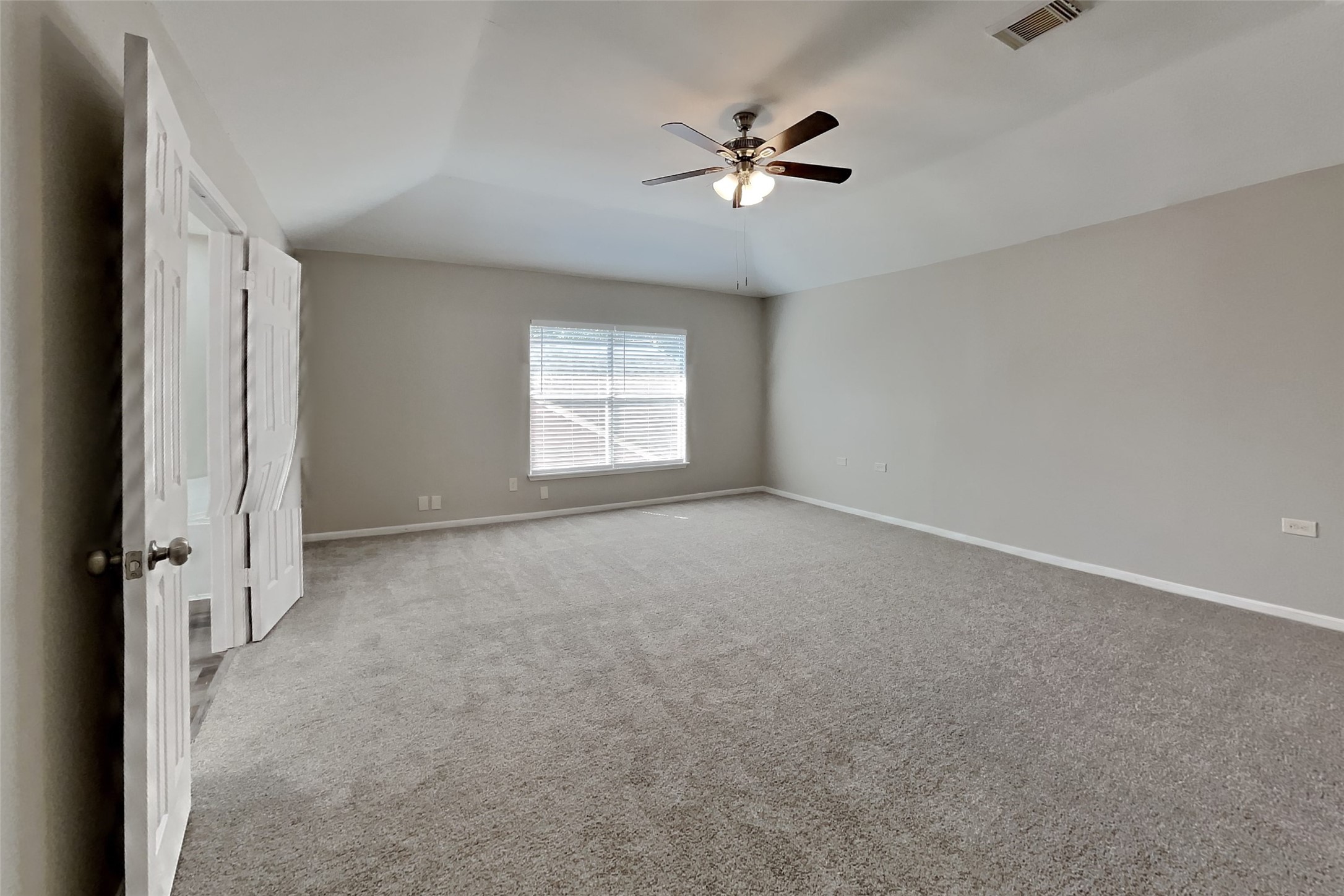 8815 Stoney Bend Drive Property Photo 10