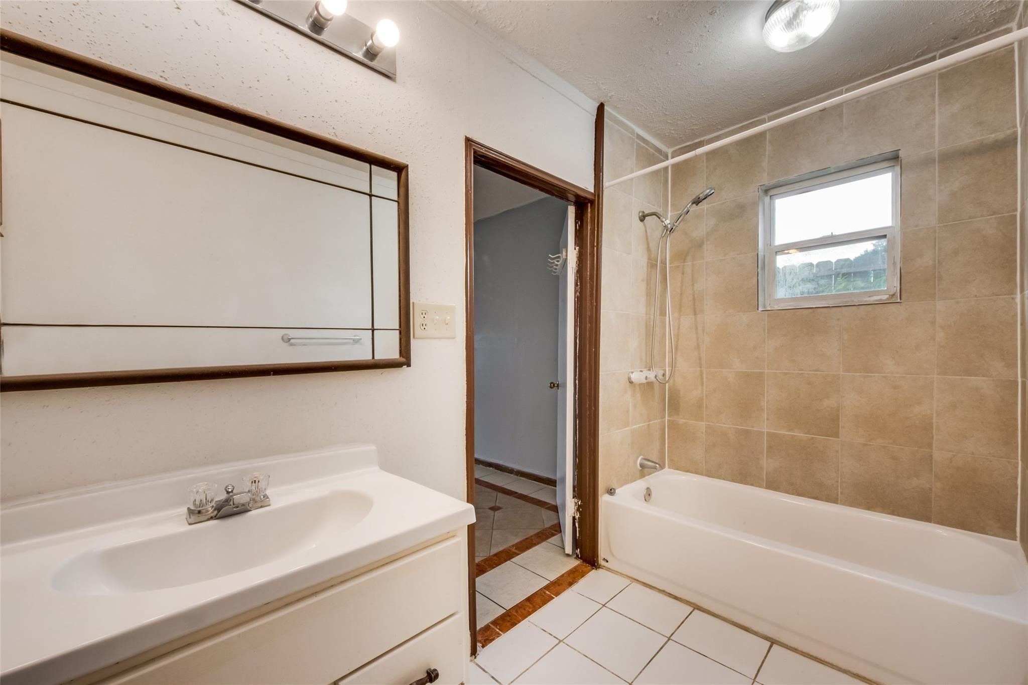6506 Westview Drive Property Photo 11