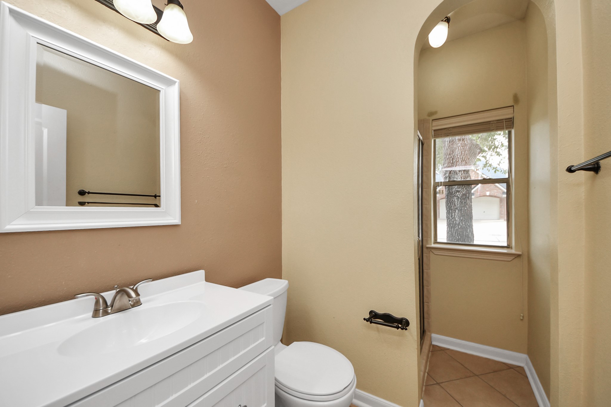 6423 Middlelake Court Property Photo 15