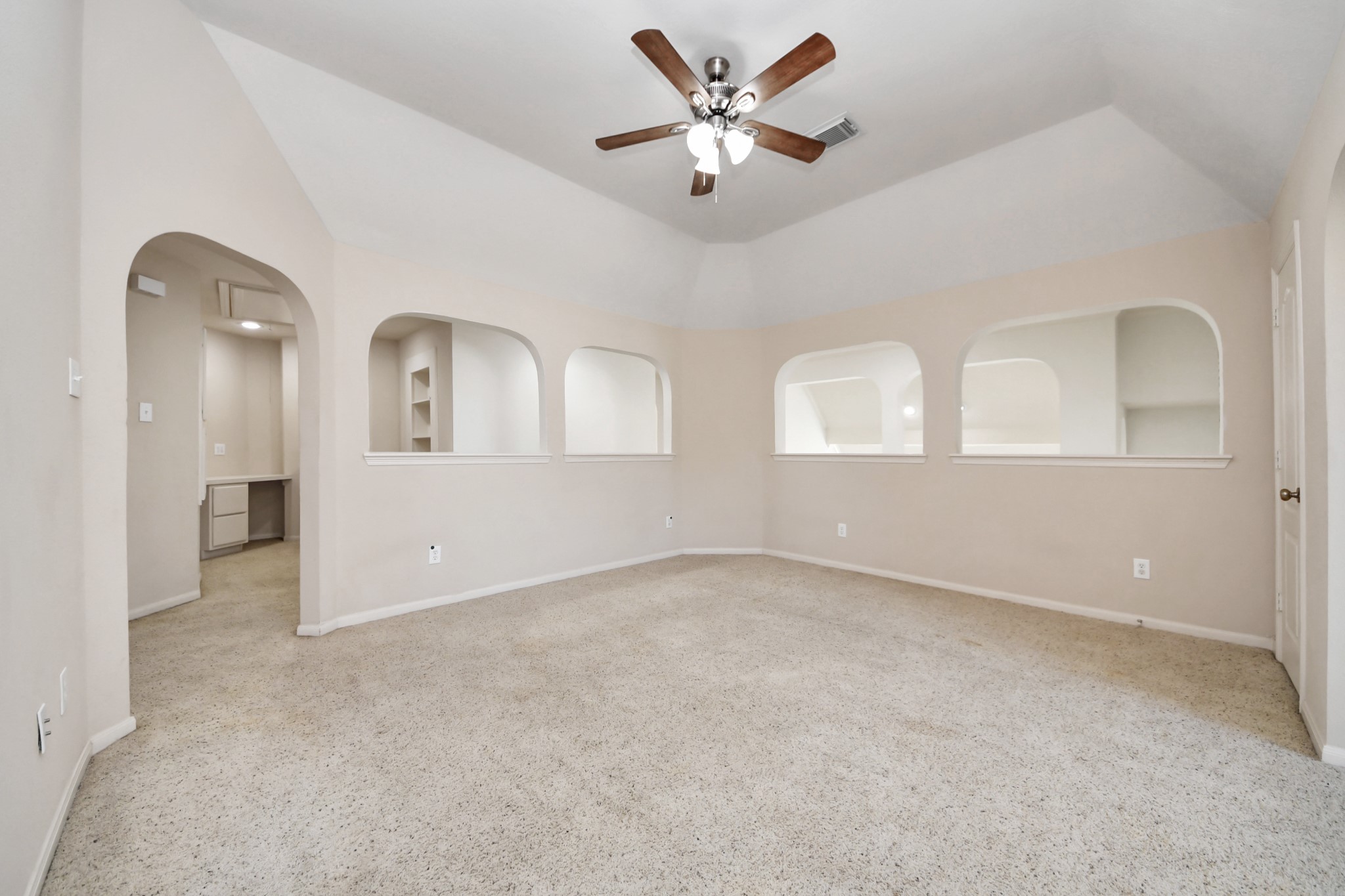 6423 Middlelake Court Property Photo 26