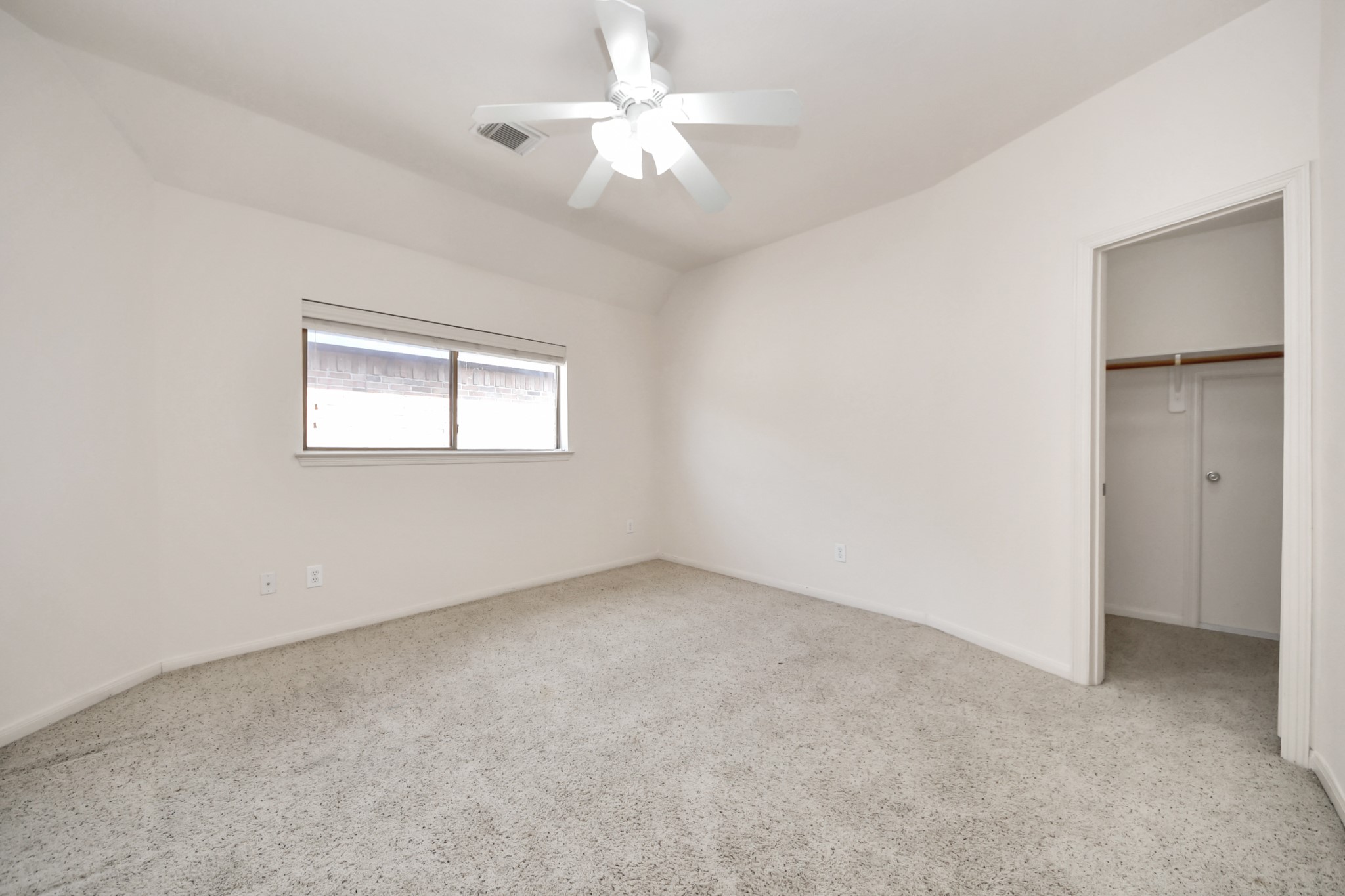 6423 Middlelake Court Property Photo 30