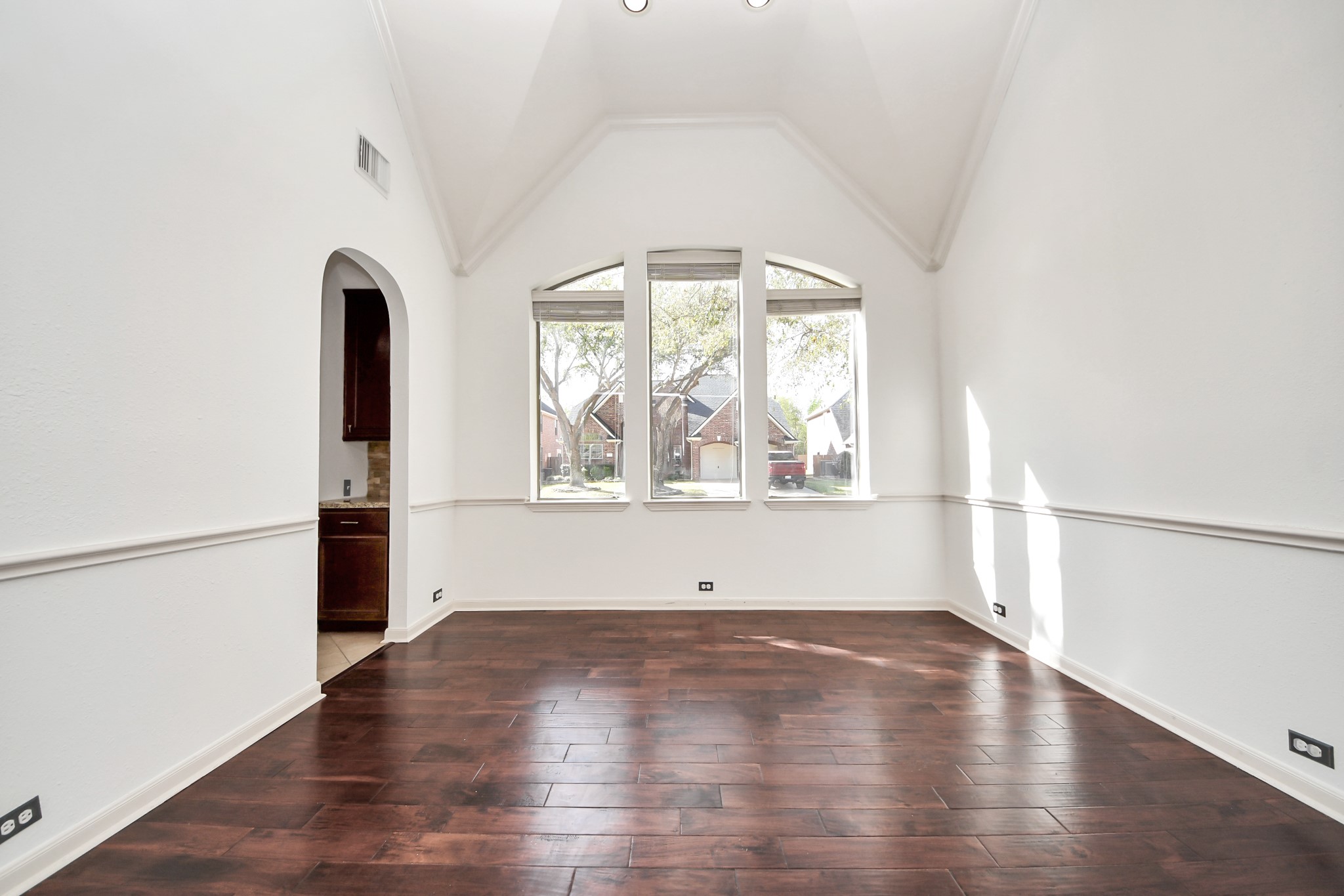 6423 Middlelake Court Property Photo 38