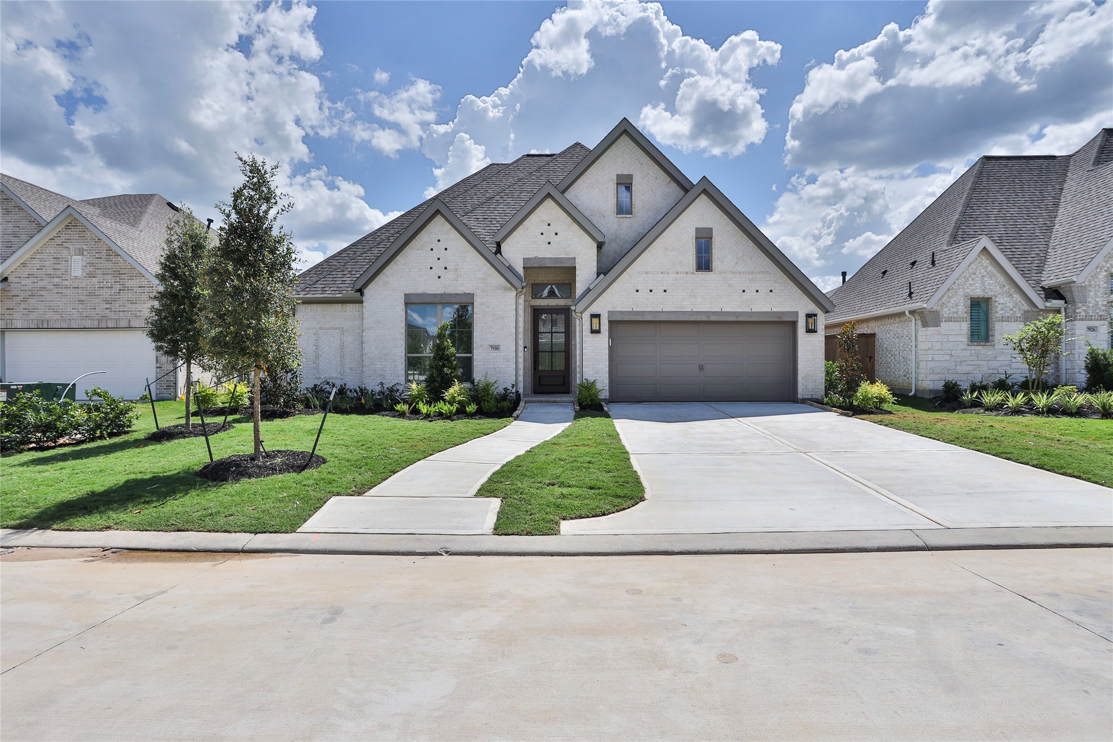 7930 Coastal Prairie Drive Property Photo 1