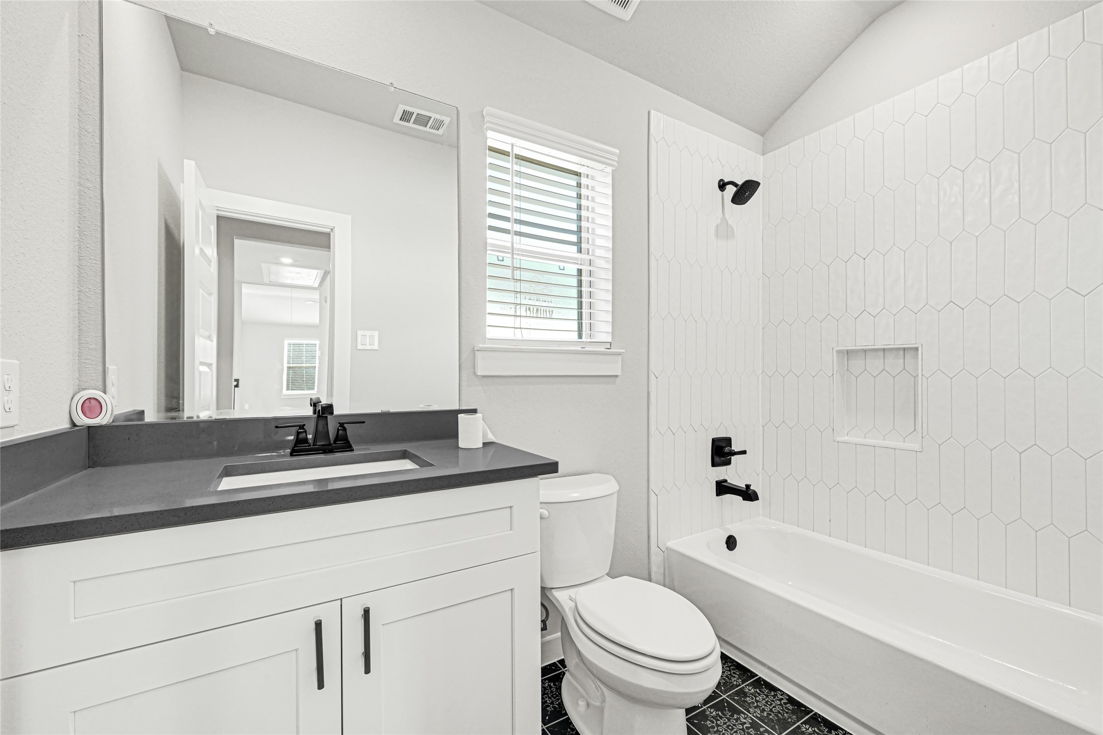 393 Kendall Crest Drive Property Photo 21