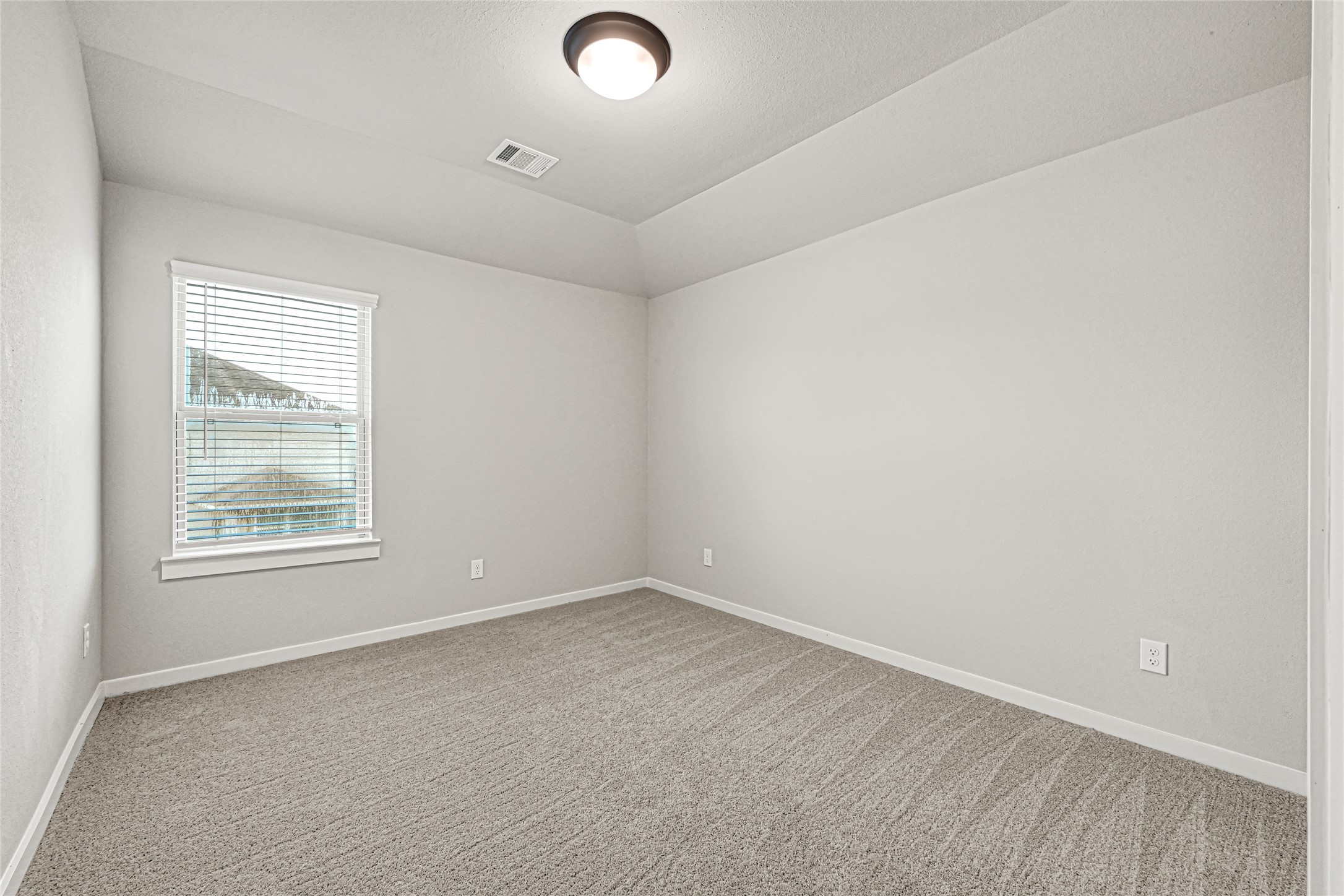 393 Kendall Crest Drive Property Photo 22