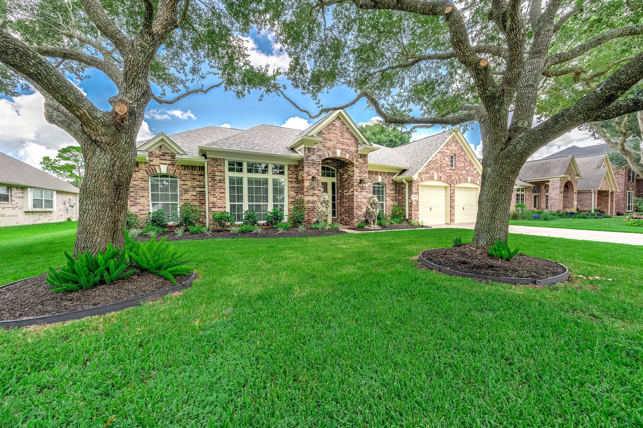 1418 Wellshire Drive Property Photo 1