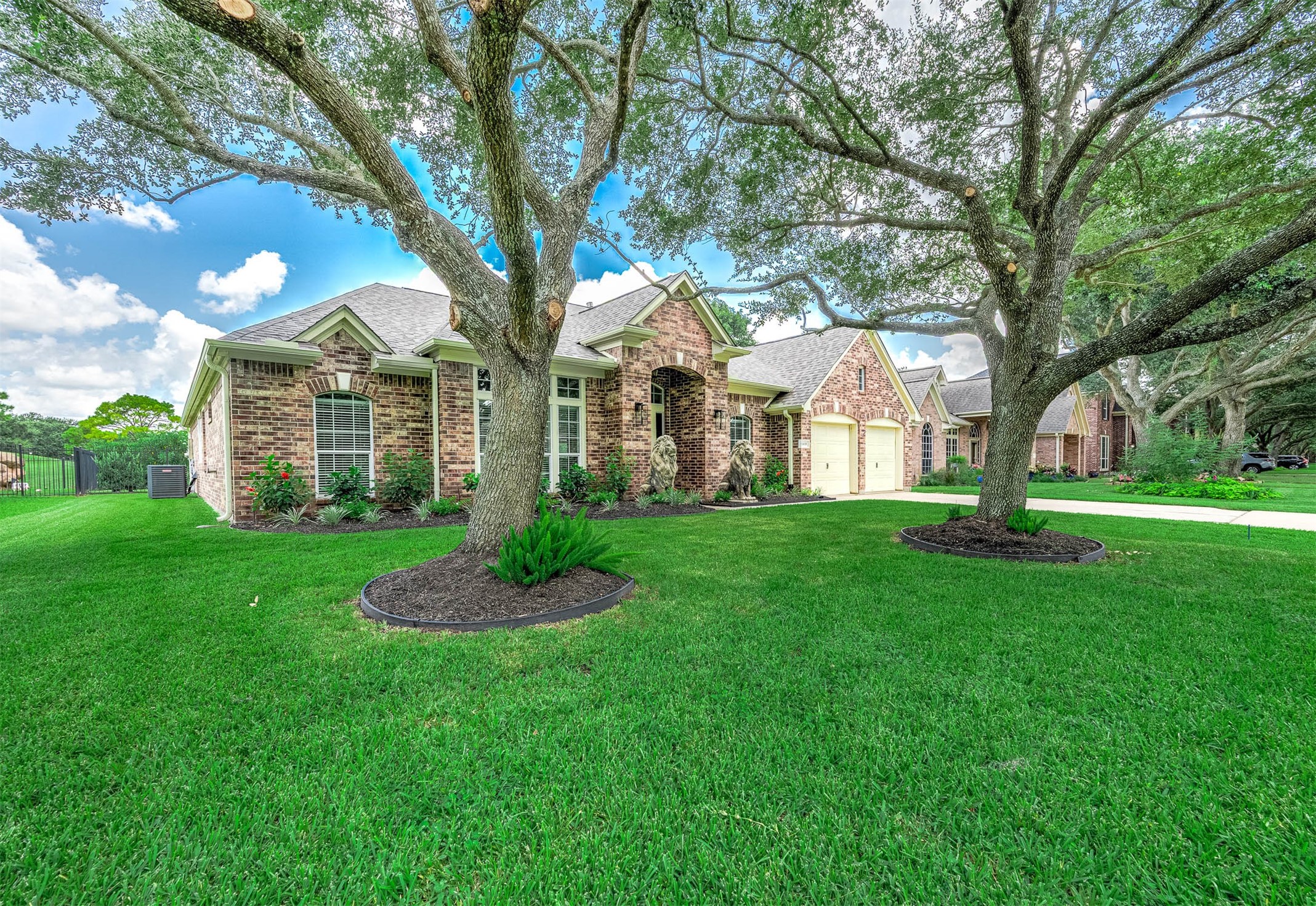 1418 Wellshire Drive Property Photo 4