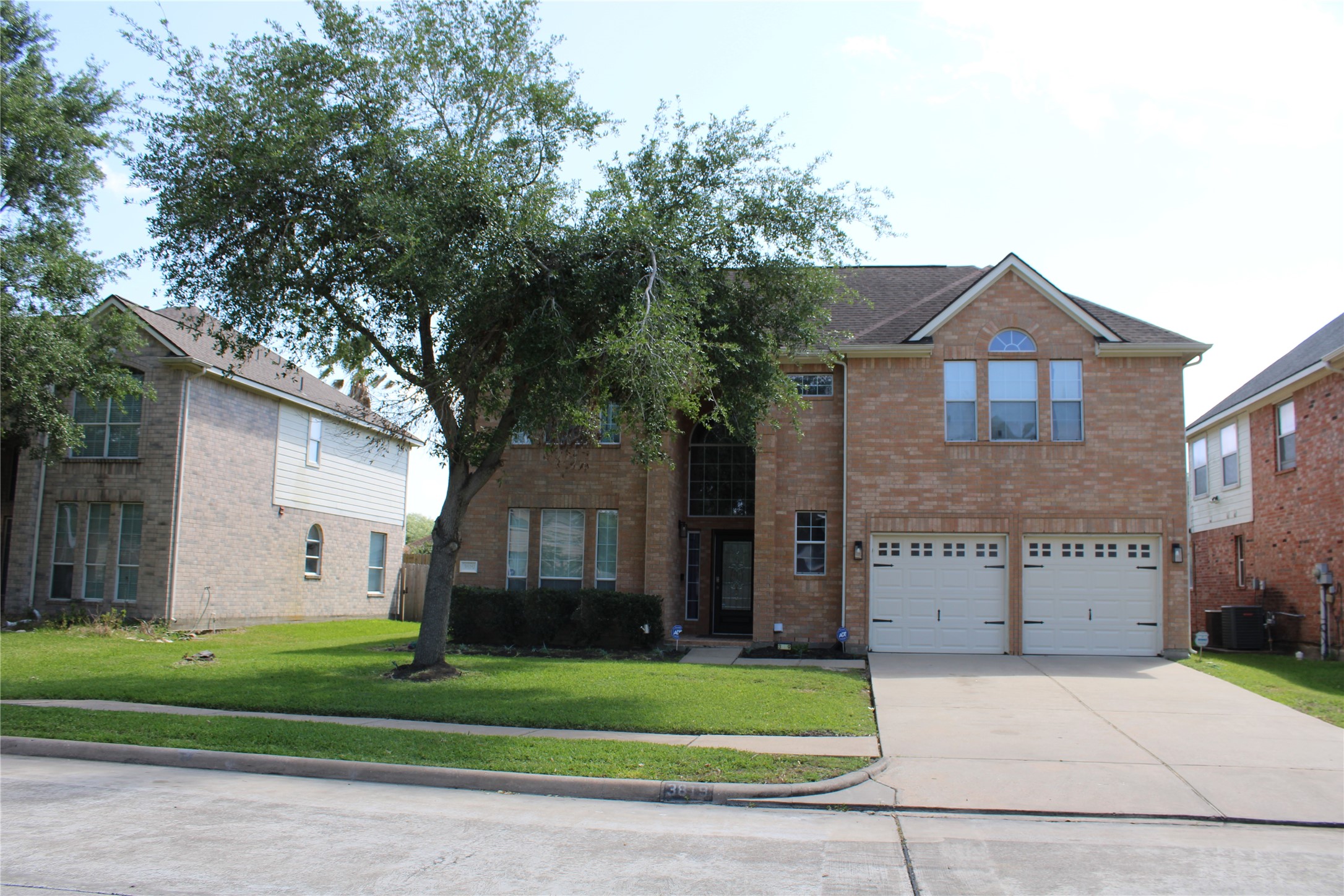 3819 Teal Maple Court Property Photo 1