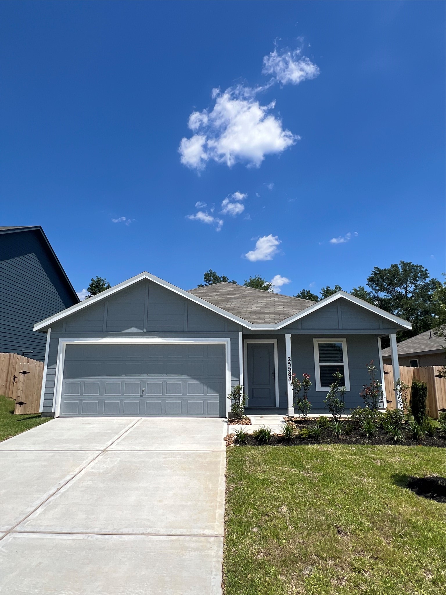 25596 Rose Creek Drive Property Photo 1