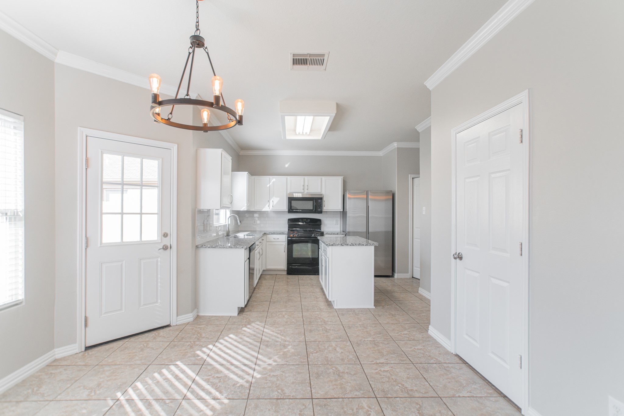 22519 Goss Spring Court Property Photo 16