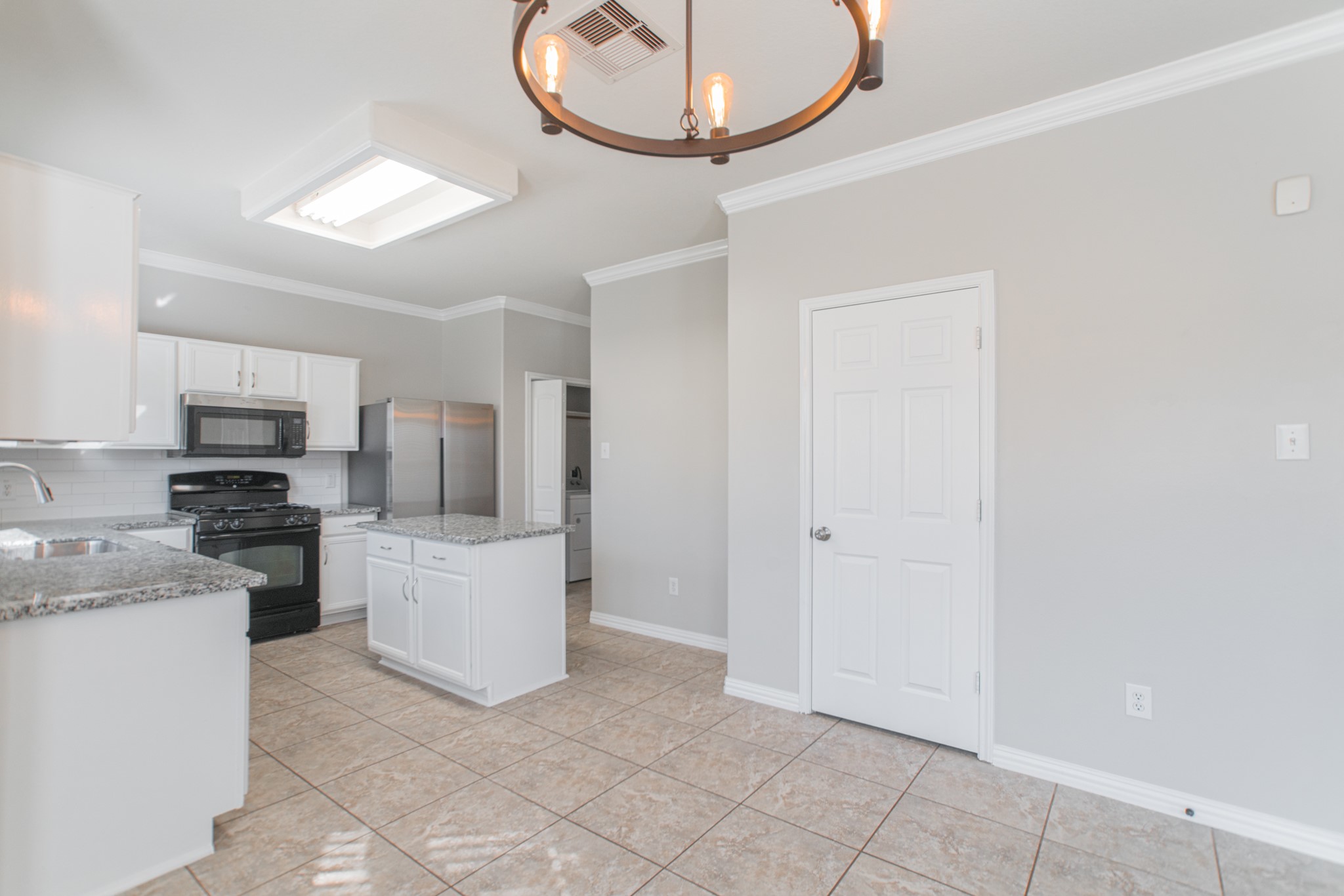 22519 Goss Spring Court Property Photo 17