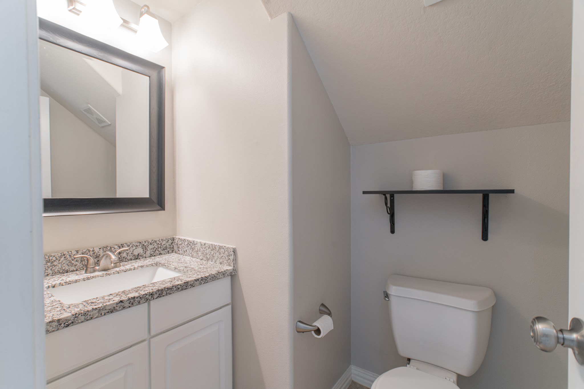 22519 Goss Spring Court Property Photo 27
