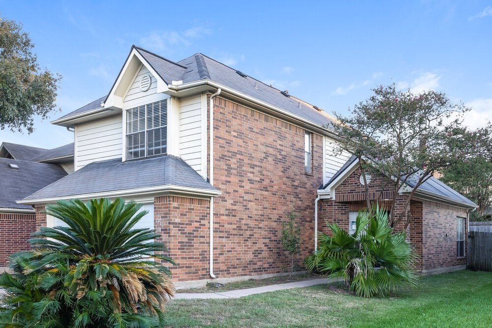 10326 Timberloch Drive Property Photo 4