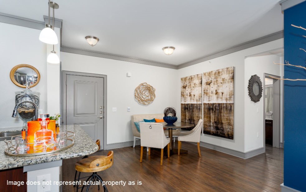 4689-5207 Mustang Parkway Property Photo 9