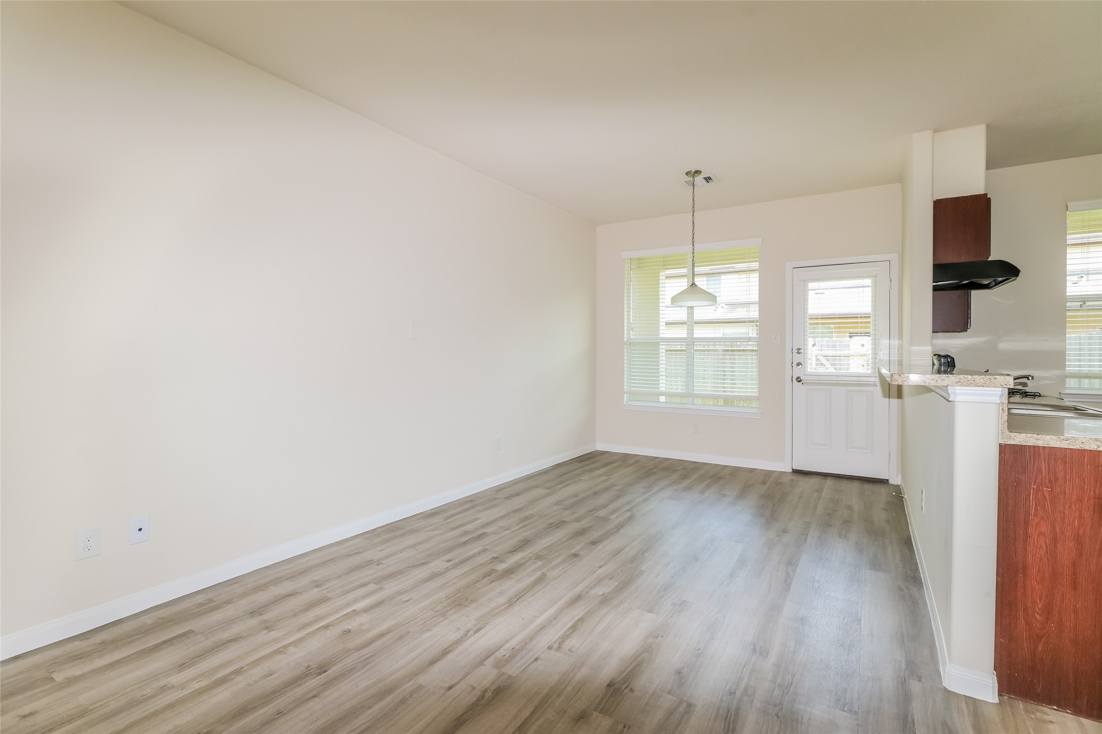 12439 Dona Lane Property Photo 9
