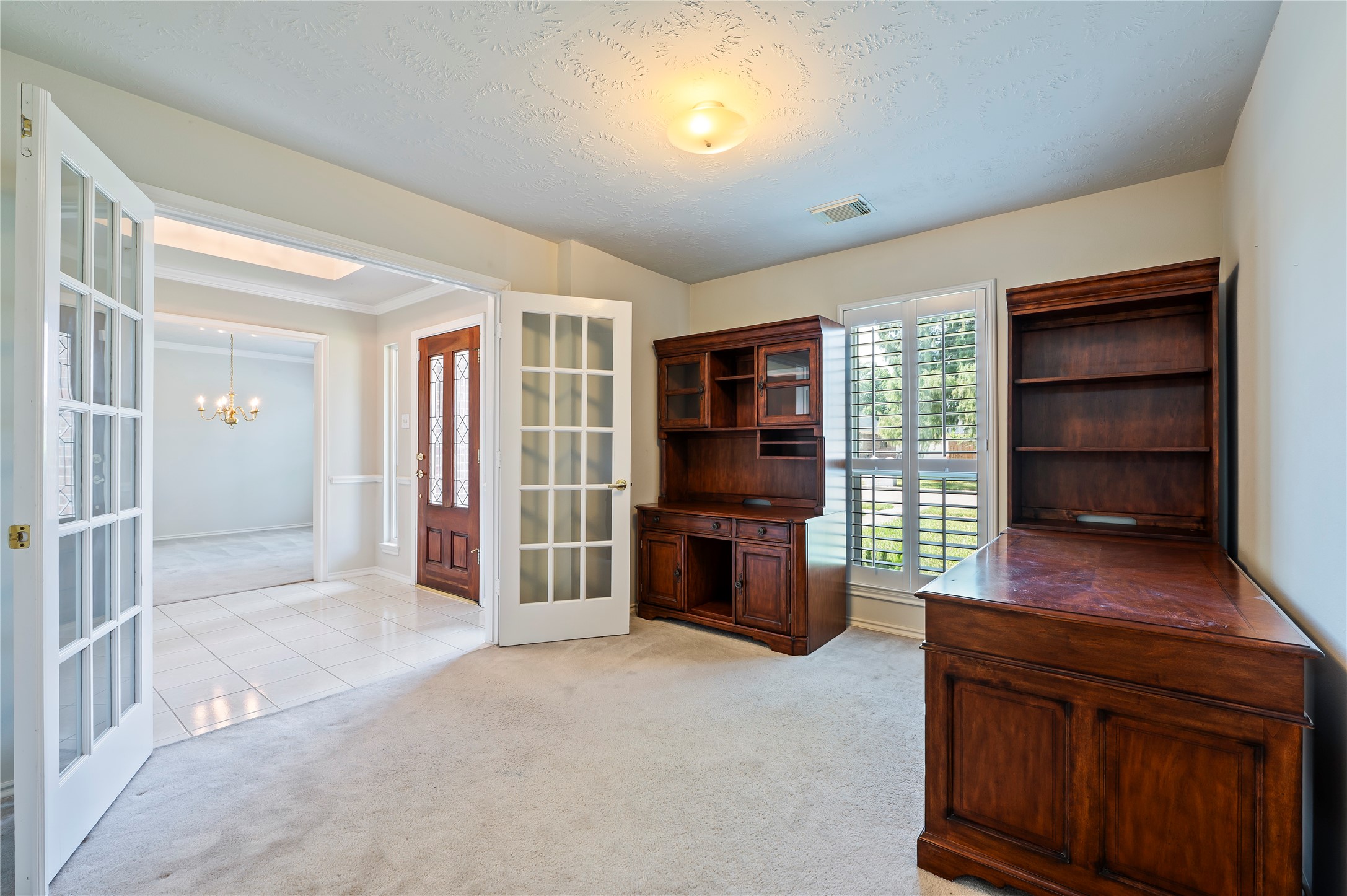 2009 Stapleton Drive Property Photo 6