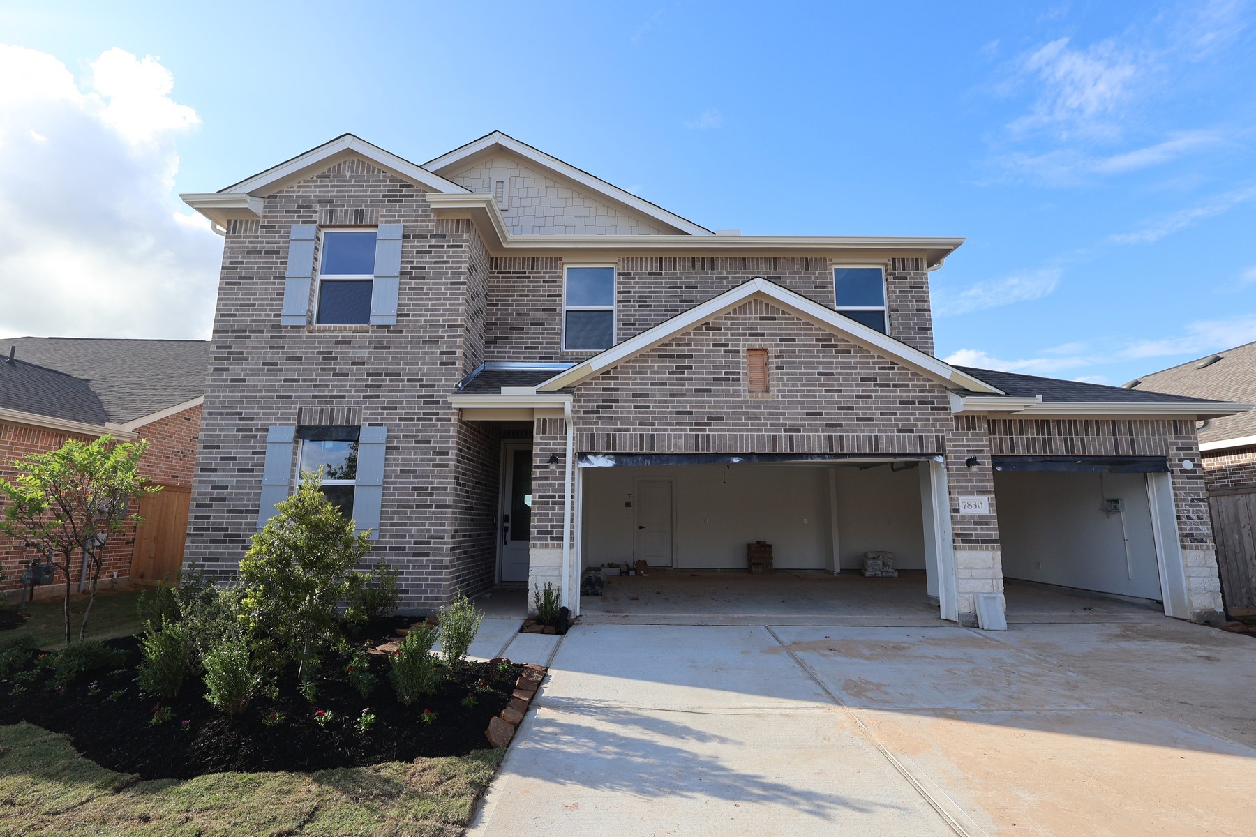 7830 Jade Crest Drive Property Photo 2
