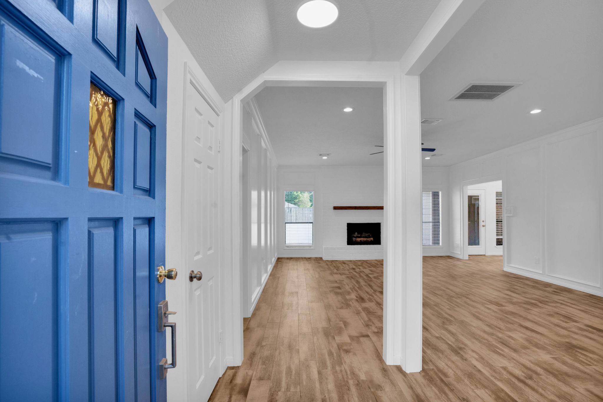 12411 Exbury Court Property Photo 6