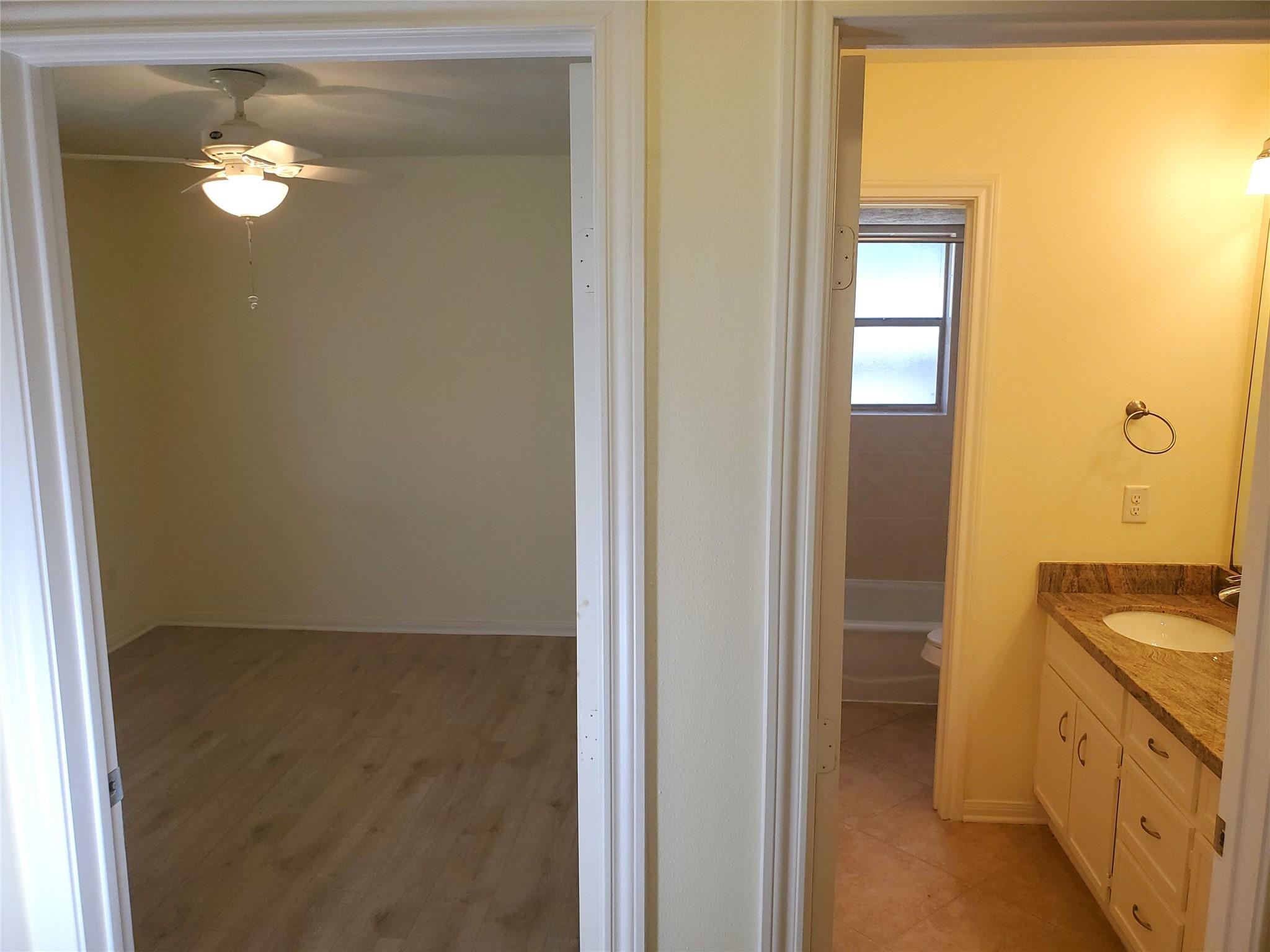 15815 Crestbrook Drive Property Photo 15