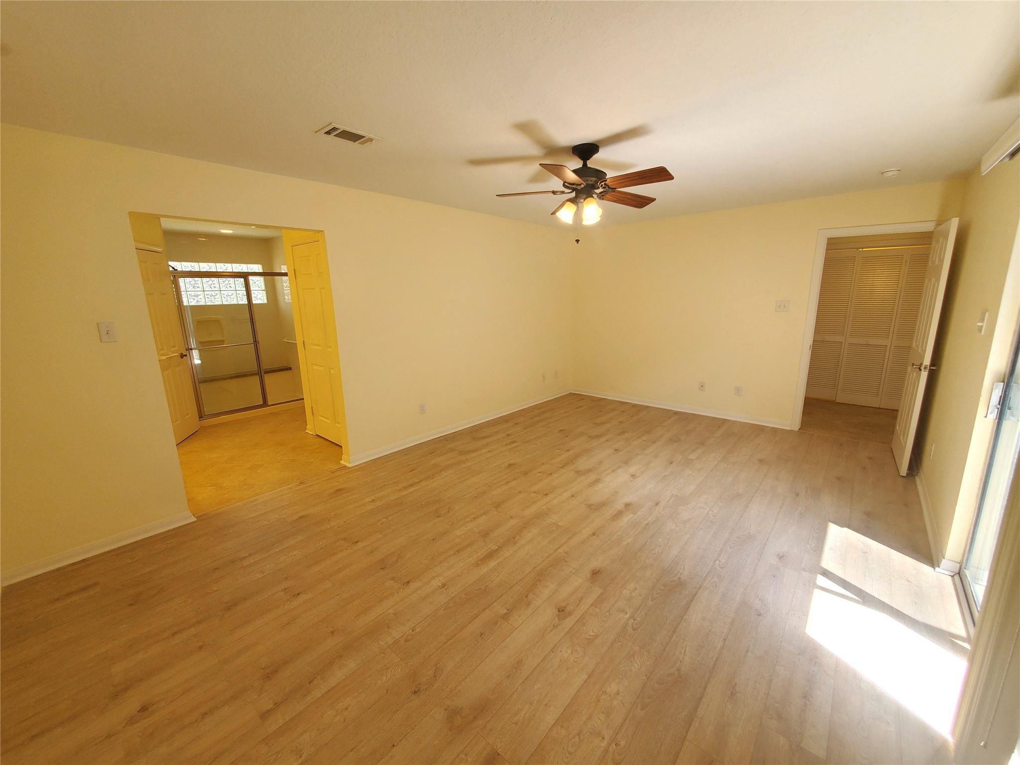 15815 Crestbrook Drive Property Photo 24