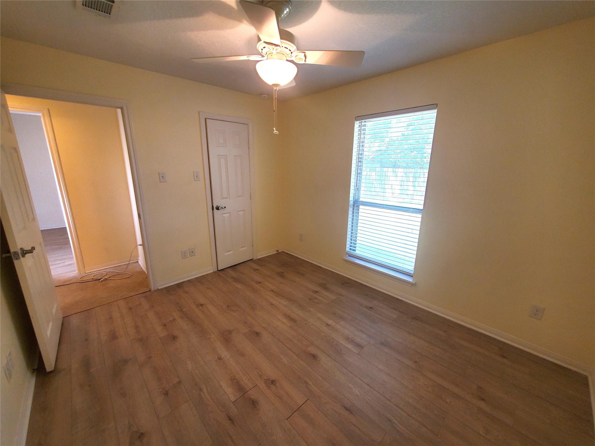 15815 Crestbrook Drive Property Photo 27