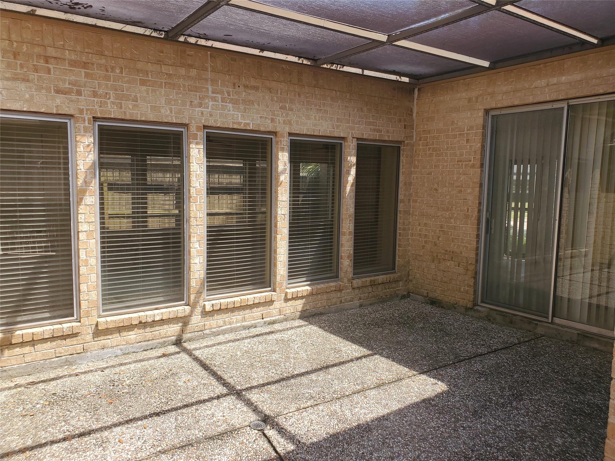 15815 Crestbrook Drive Property Photo 29
