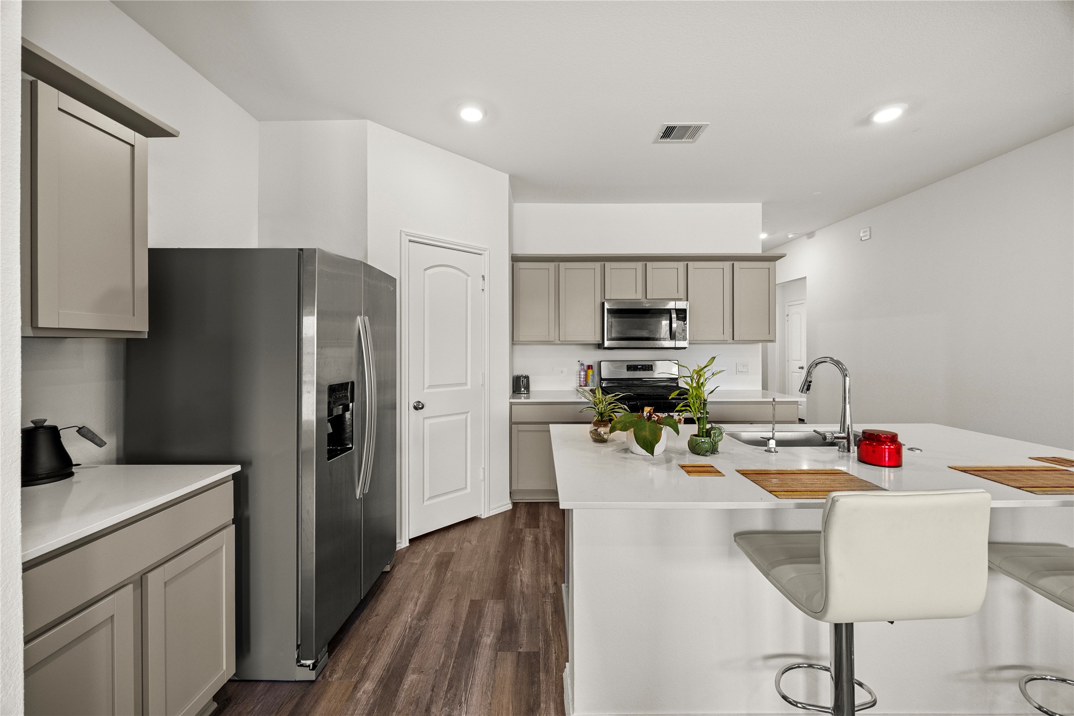 15726 Majestic Evergreen Way Property Photo 8
