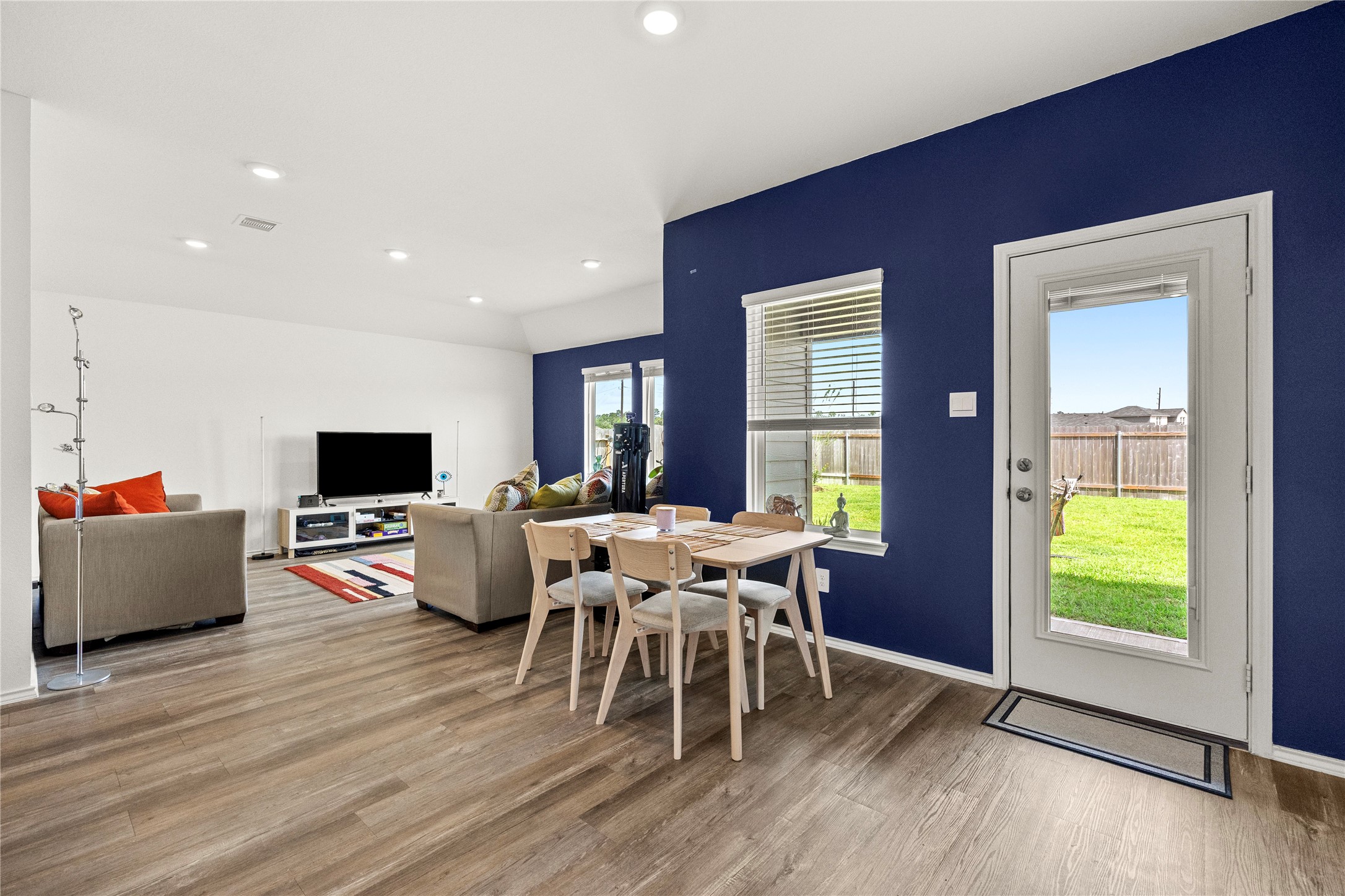 15726 Majestic Evergreen Way Property Photo 11
