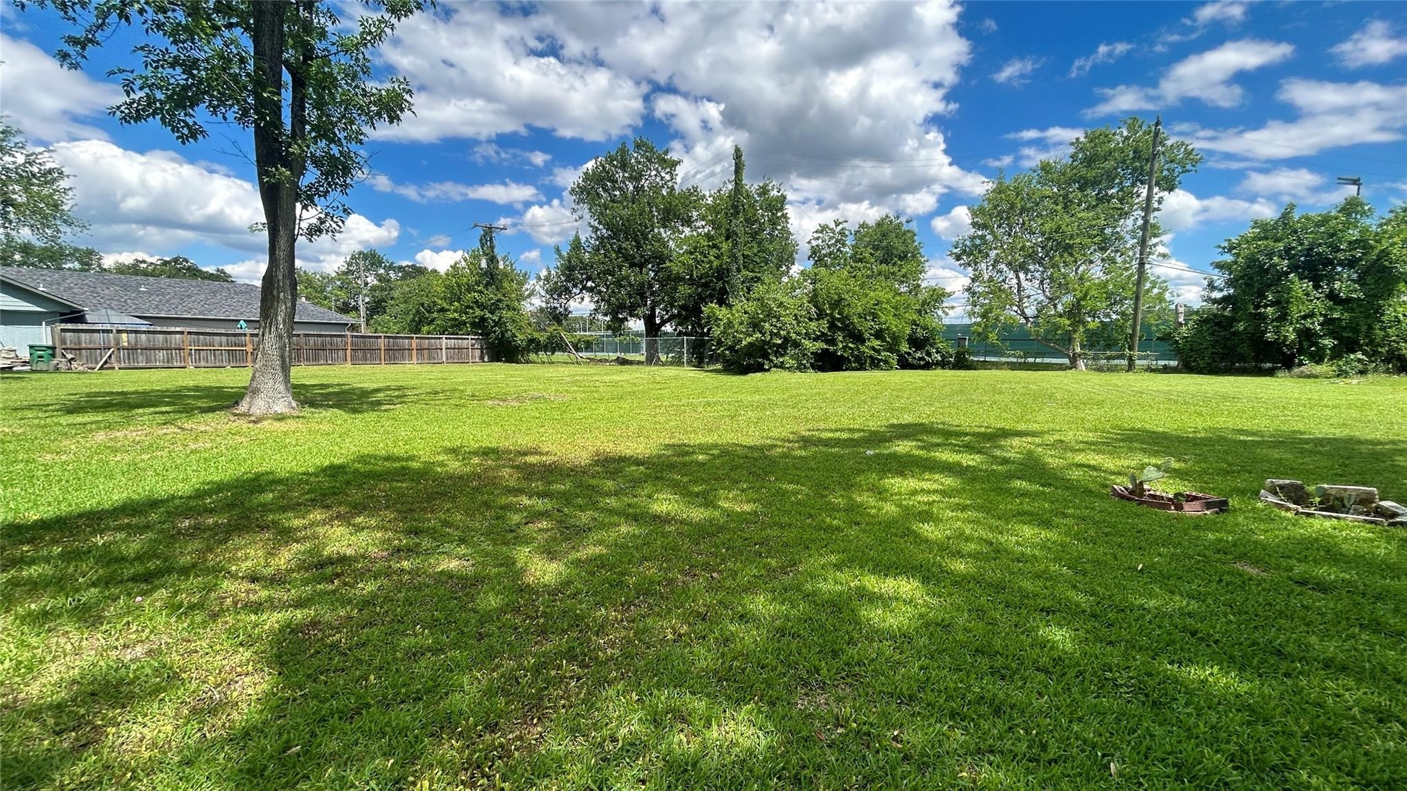 8700 Valley View Lane Property Photo 3