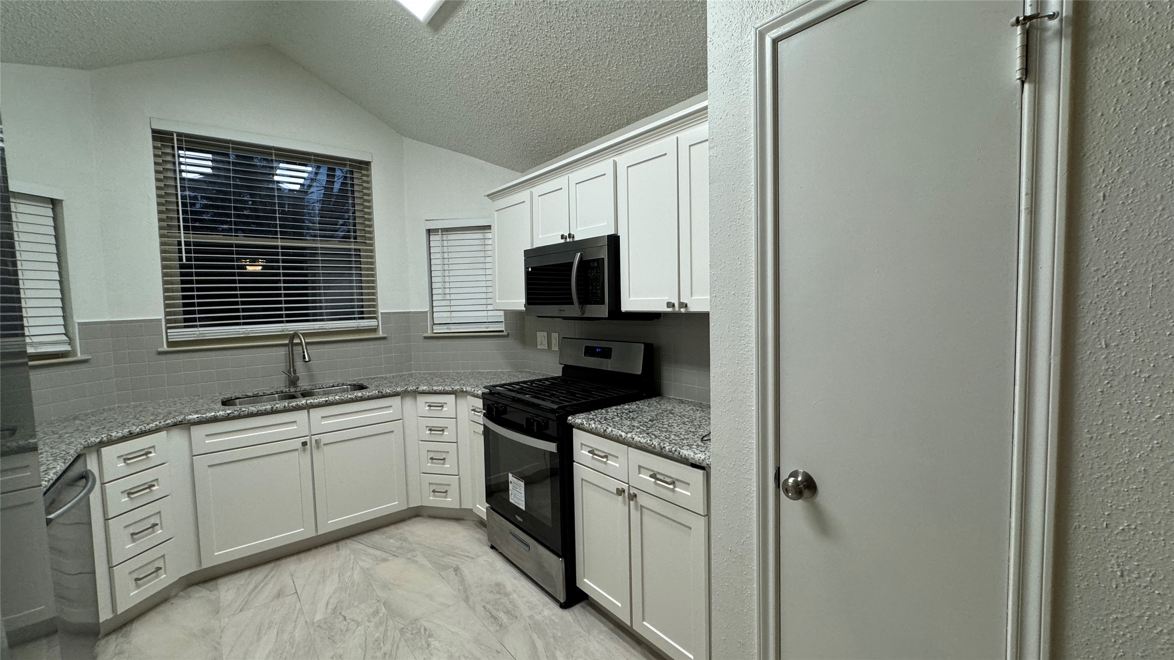 1054 Margate Drive Property Photo 8