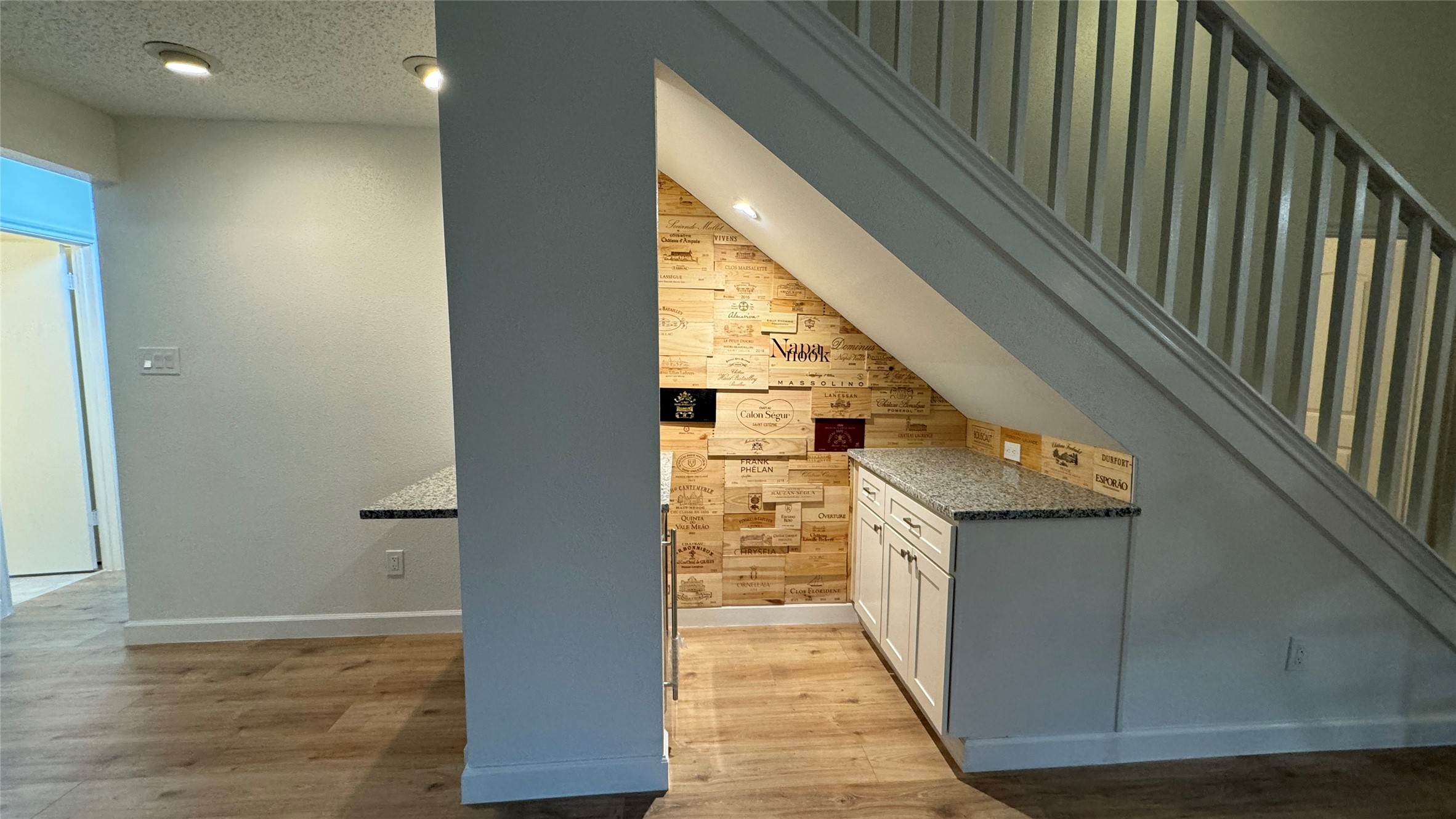 1054 Margate Drive Property Photo 15