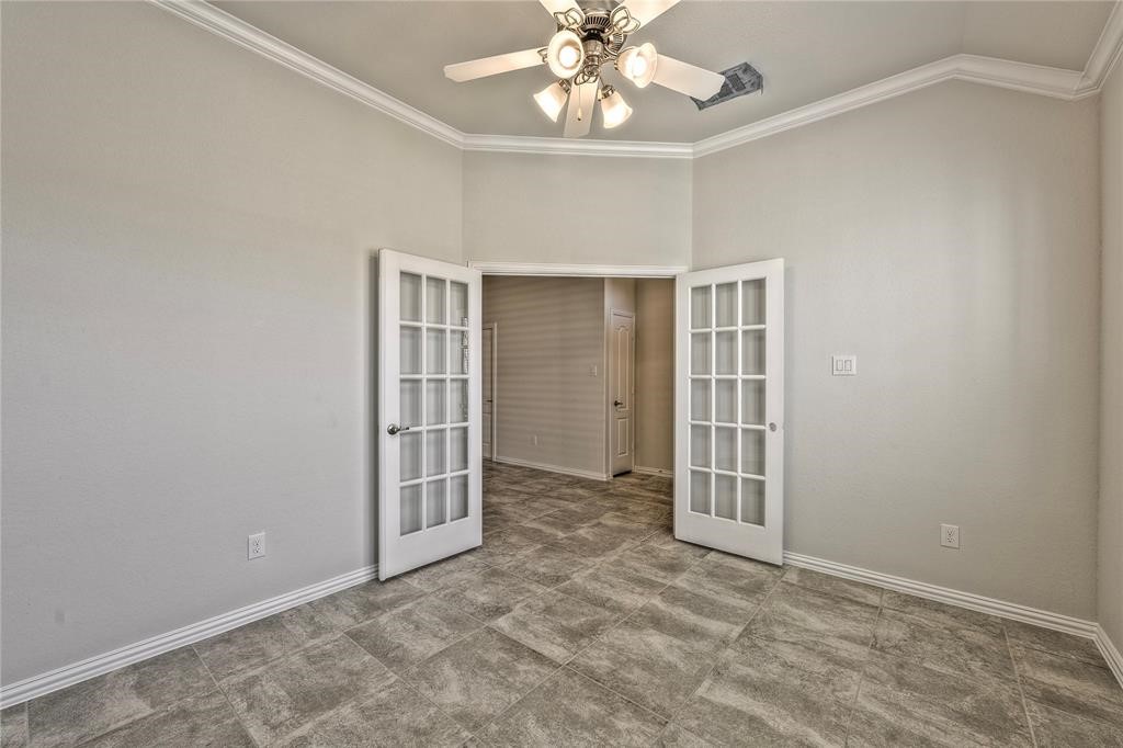 8430 Sunset Isles Drive Property Photo 3