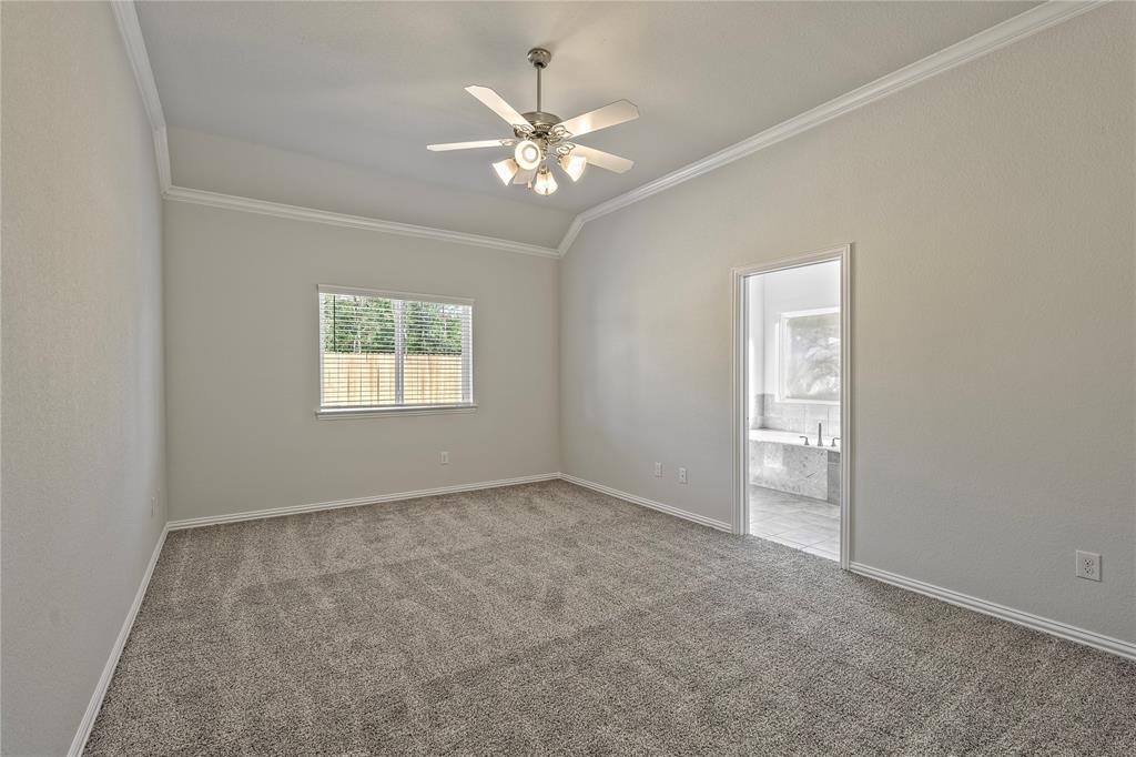 8430 Sunset Isles Drive Property Photo 8