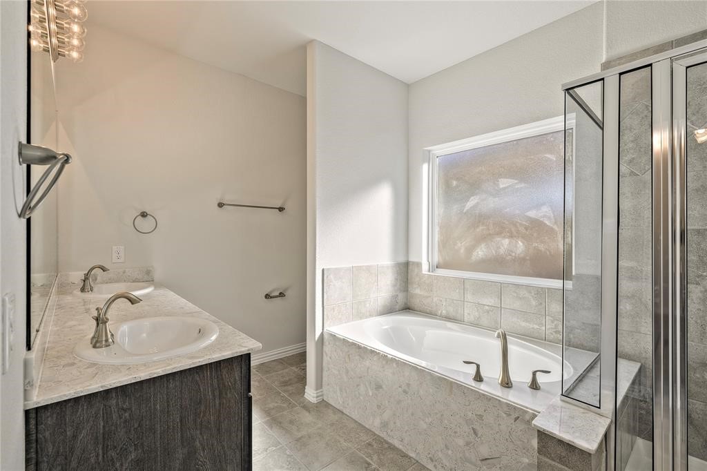8430 Sunset Isles Drive Property Photo 9