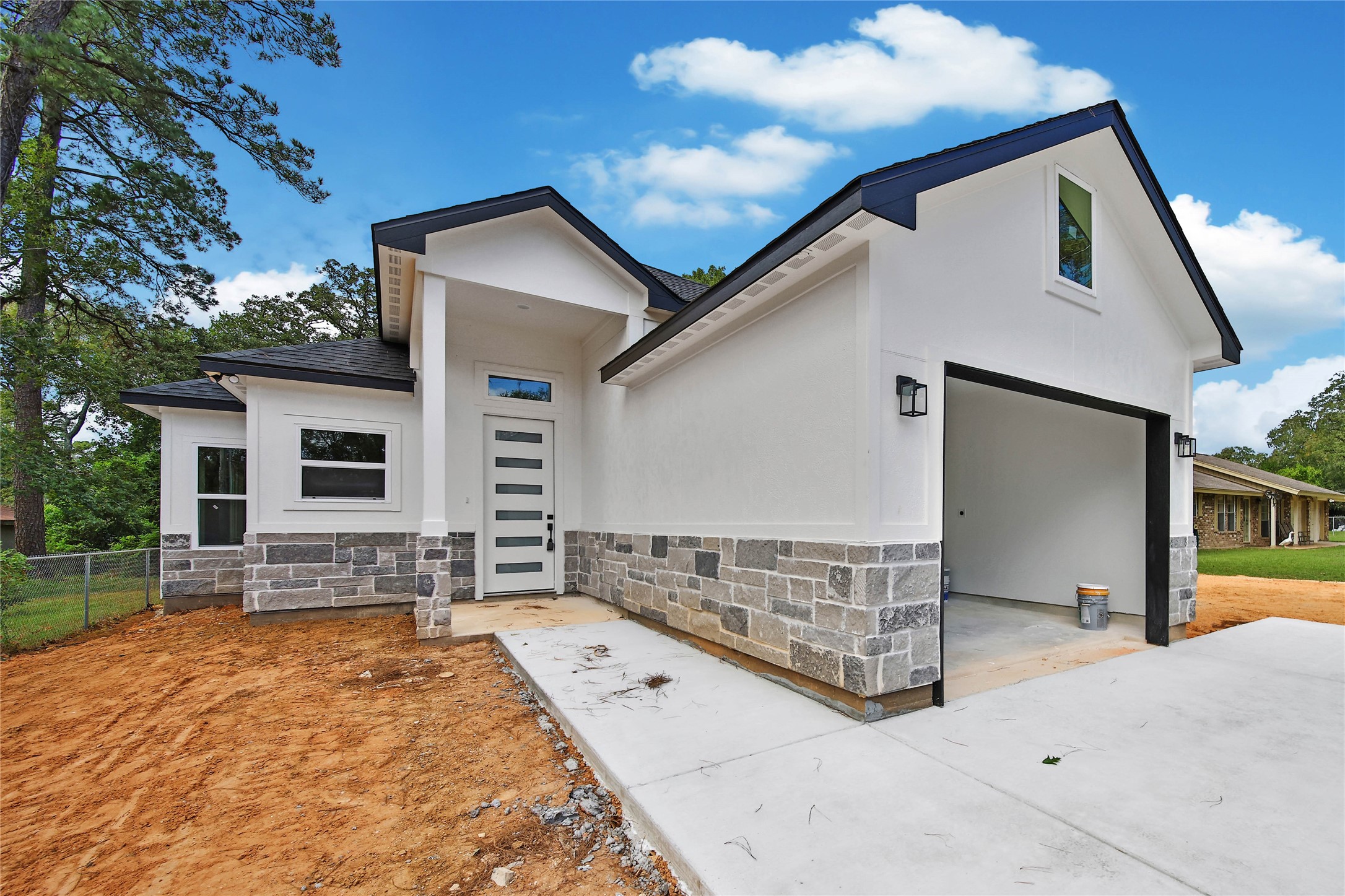 14863 Big Spring Circle Property Photo 4