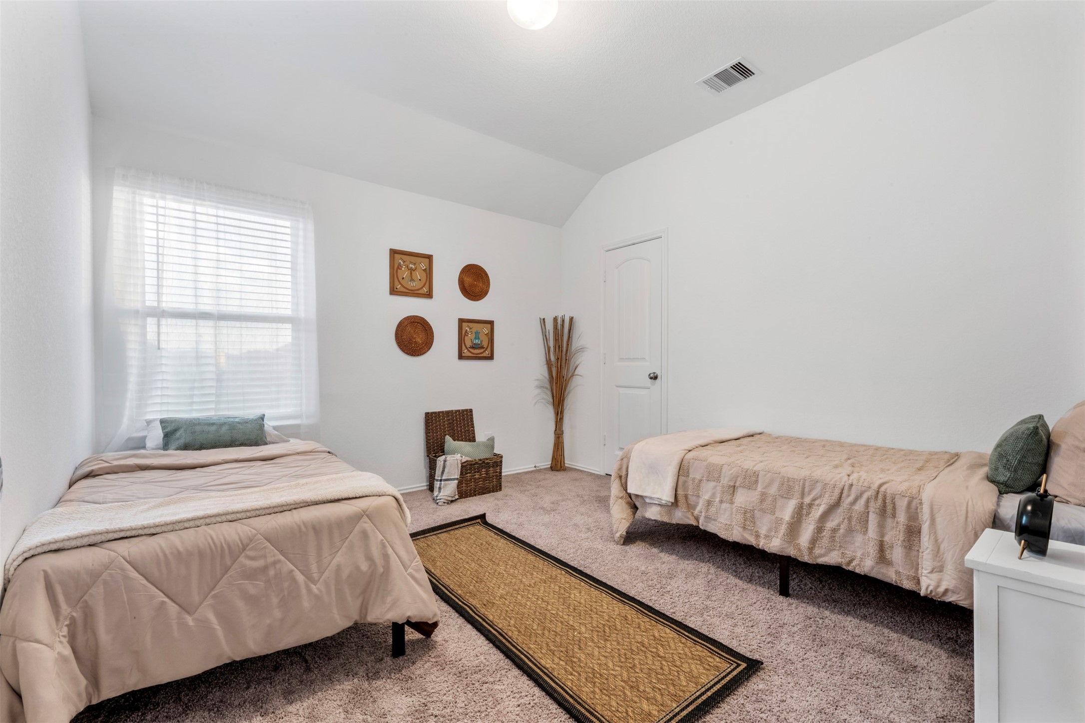 18426 White Stallion Lane Property Photo 31