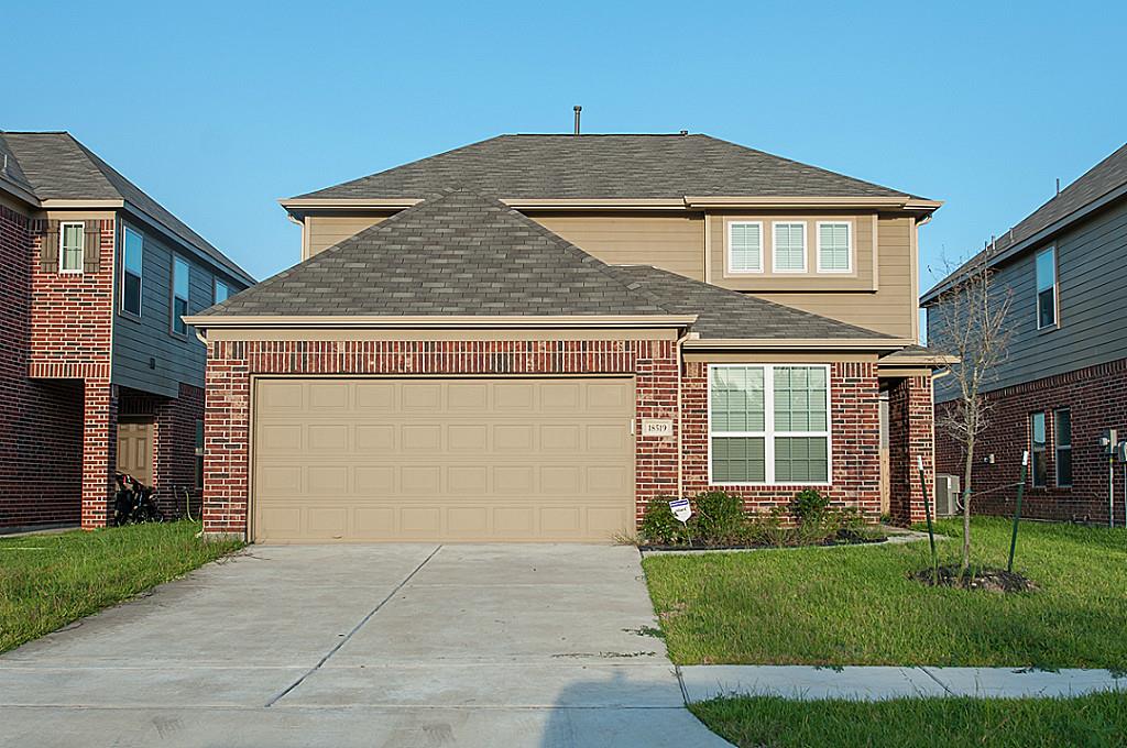 18519 Each Elm Way Property Photo 1