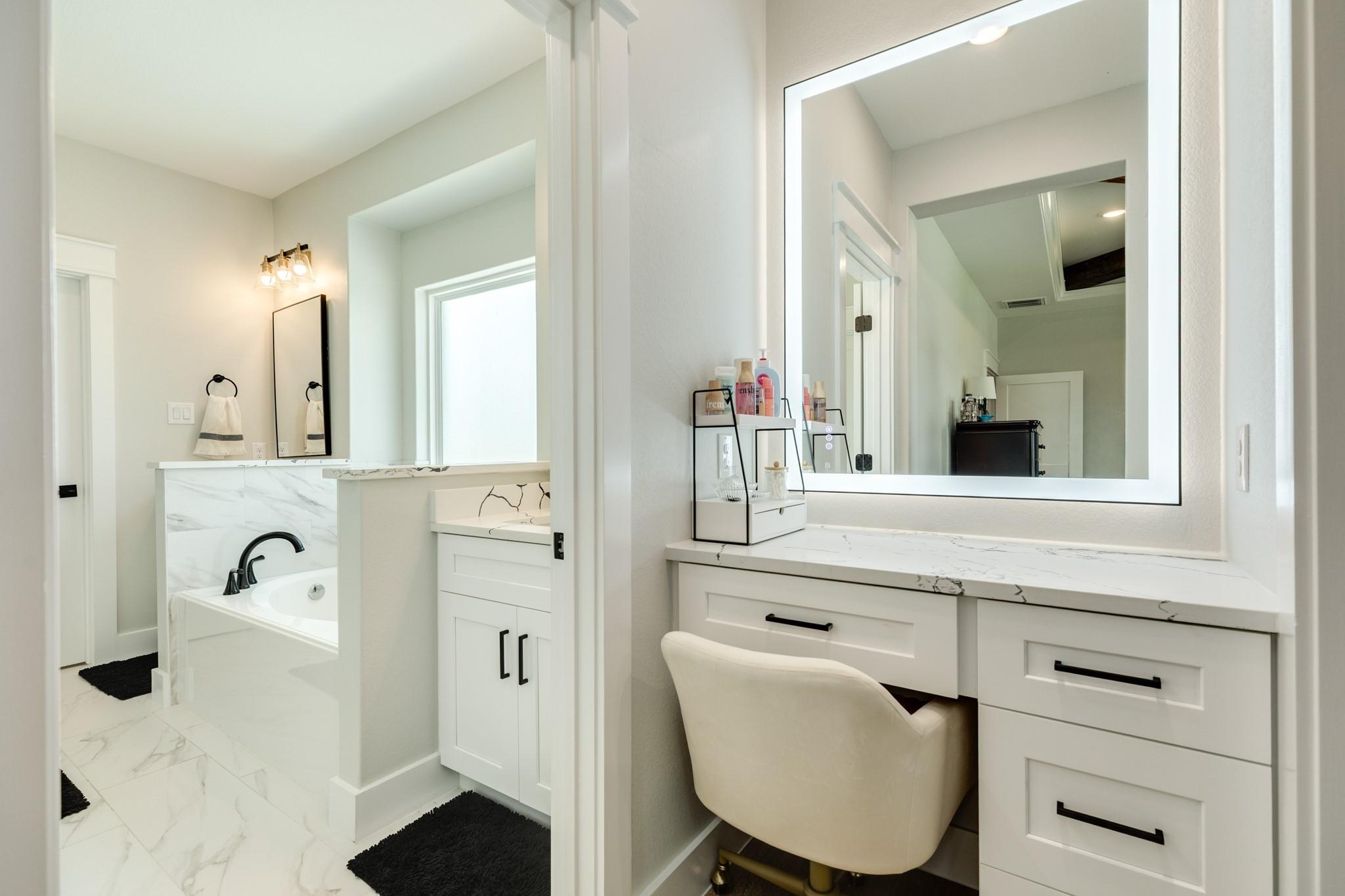 608 Angus Trail, Angleton Tx 77515 Property Photo 16