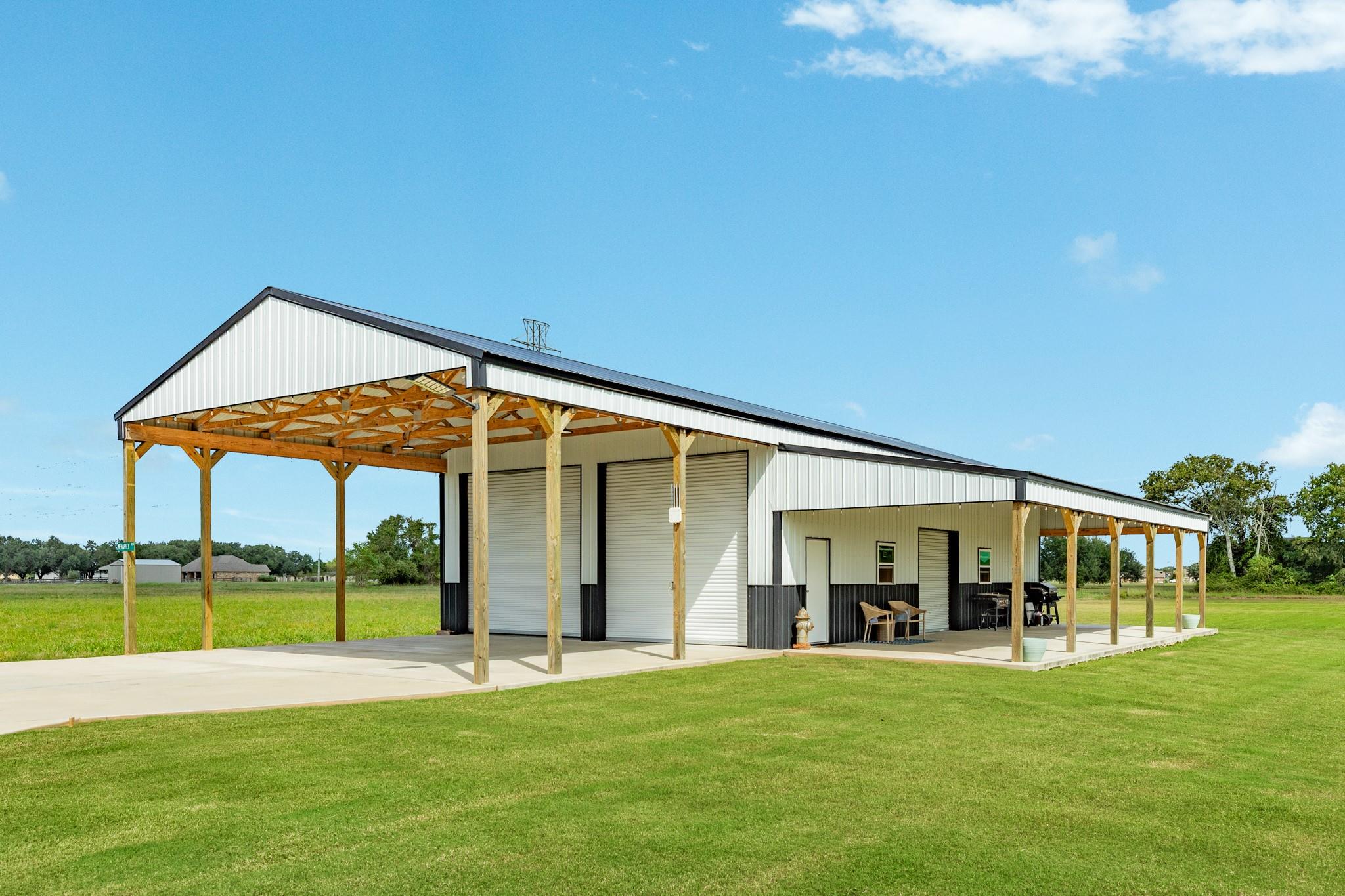 608 Angus Trail, Angleton Tx 77515 Property Photo 32