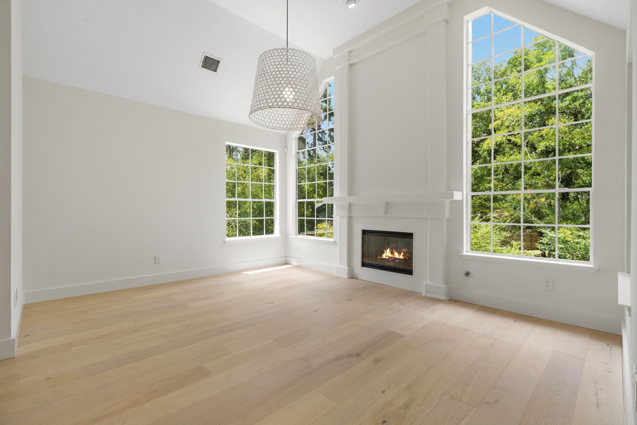 11 Winter Wheat Place Property Photo 8