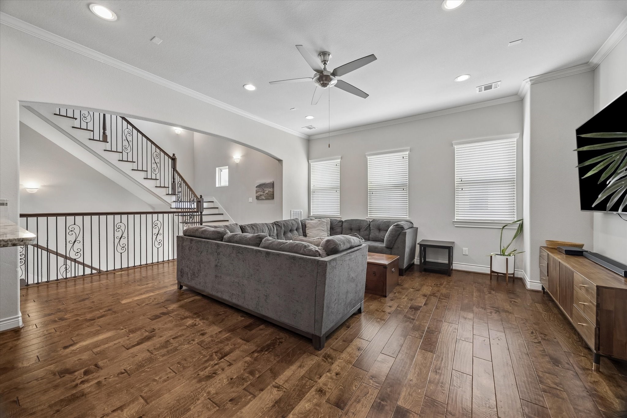 1618 Parker Street Property Photo 7
