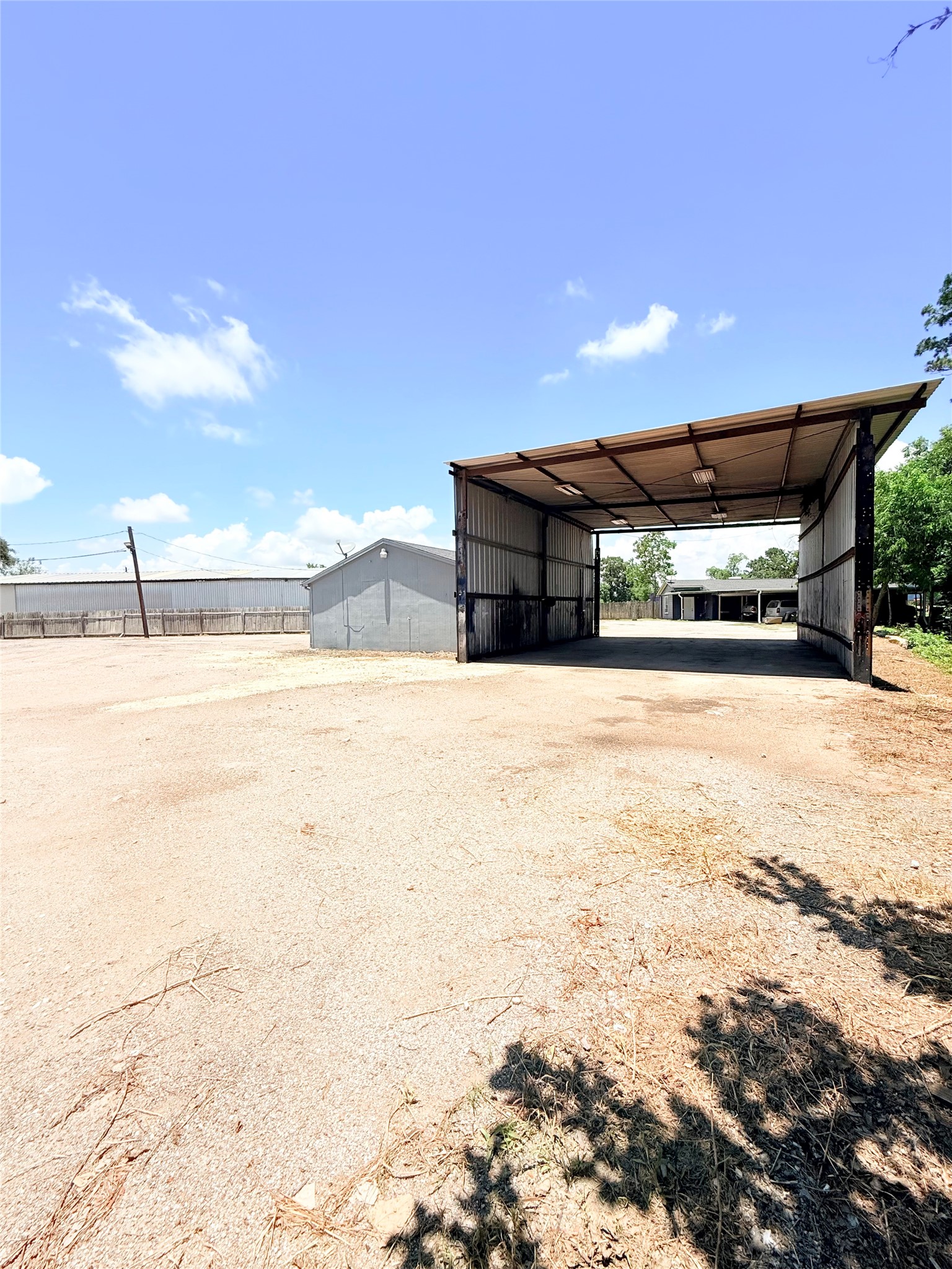6910 John Ralston Road Property Photo 2