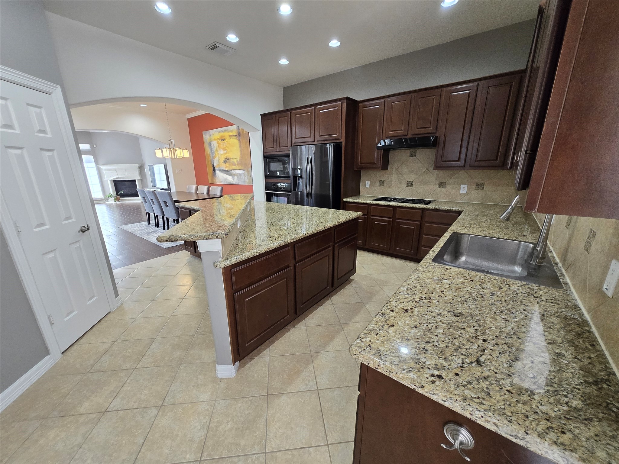 8020 Pagosa Springs Drive Property Photo 3
