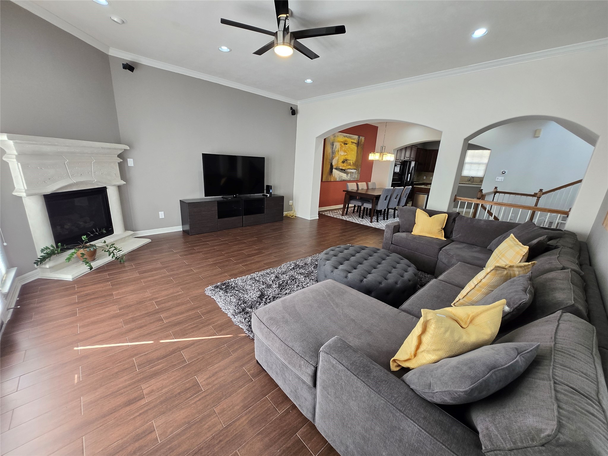 8020 Pagosa Springs Drive Property Photo 7