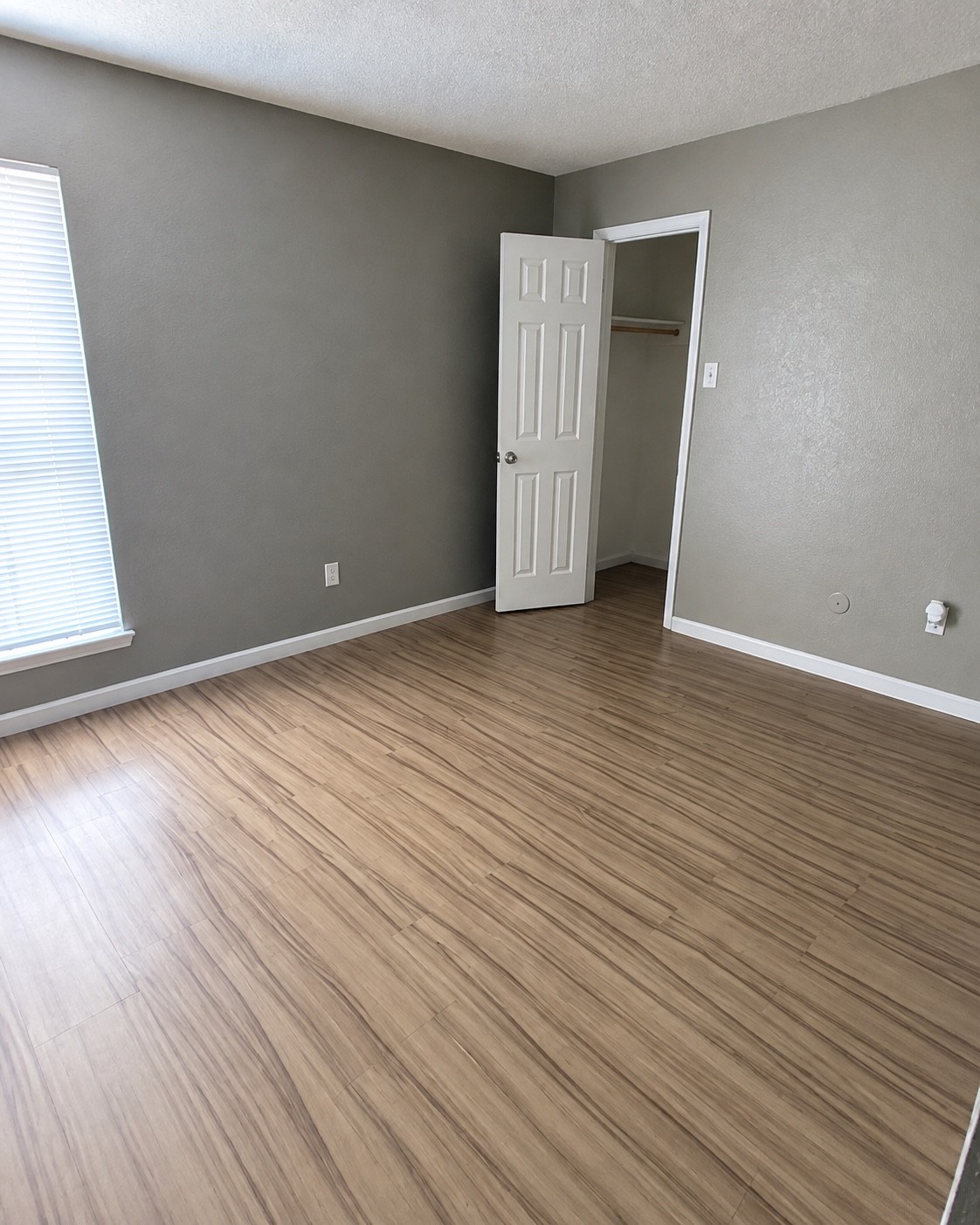 9090 S Braeswood Boulevard 48 Property Photo 7