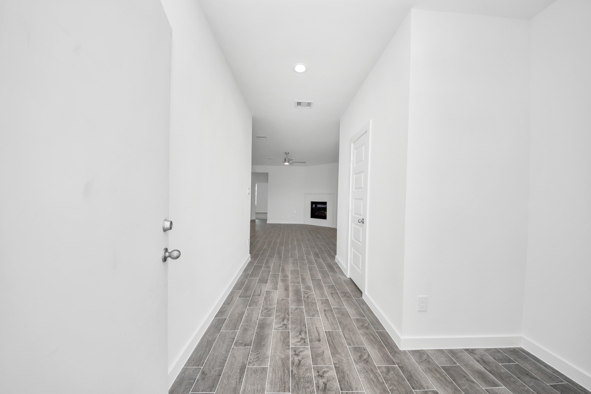 18530 Athena Flower Drive Property Photo 6
