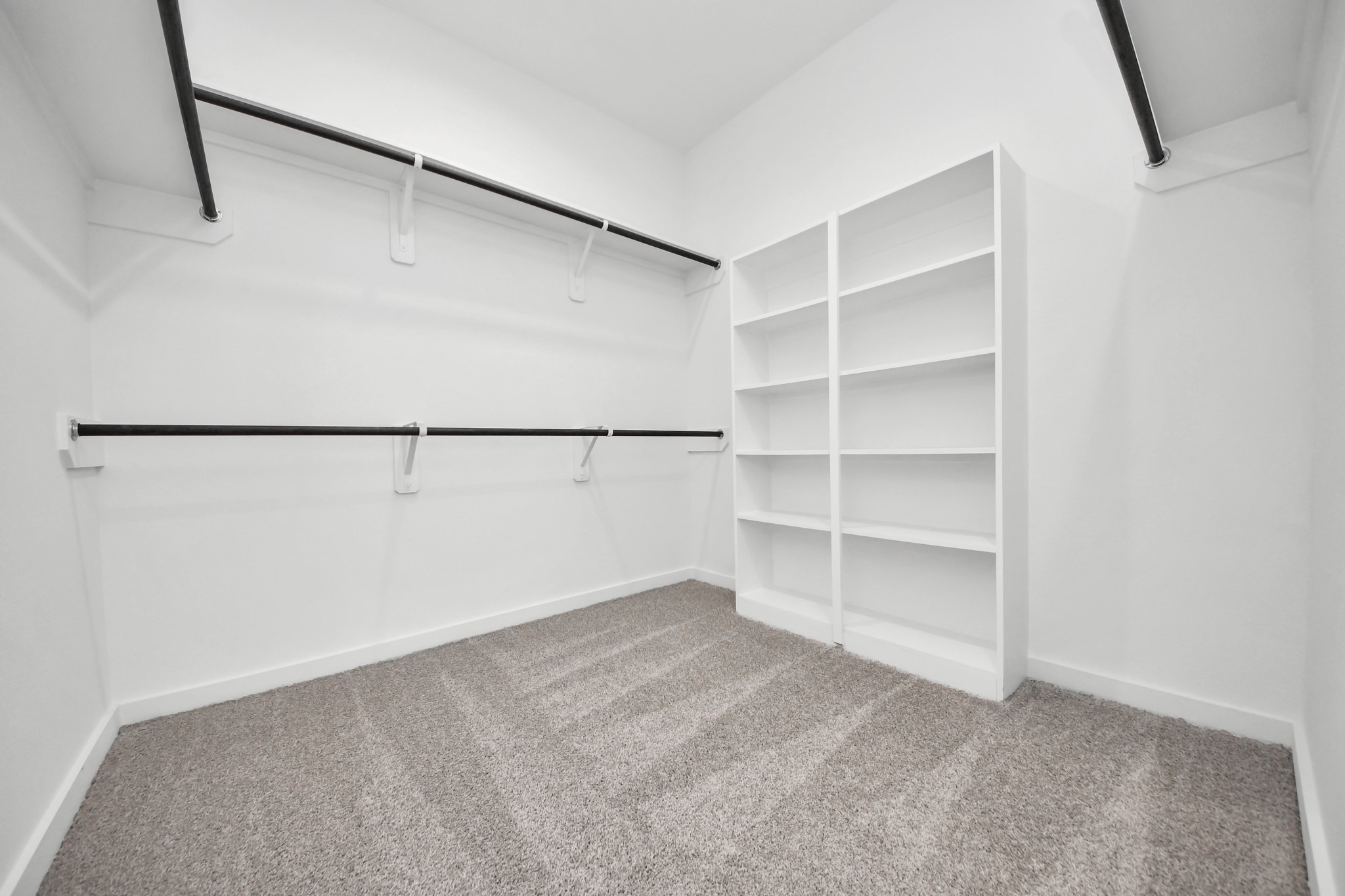 18530 Athena Flower Drive Property Photo 24